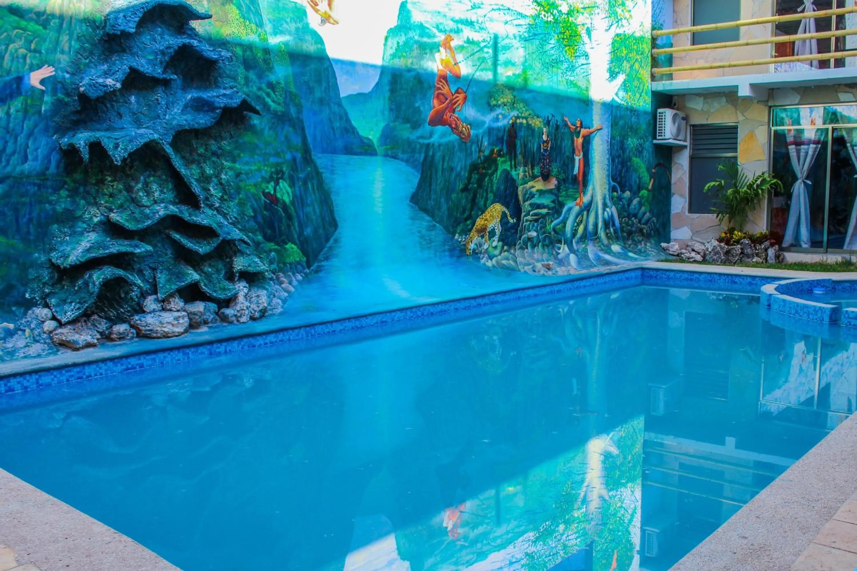 Pool view in Axkan Arte Hotel Tuxtla