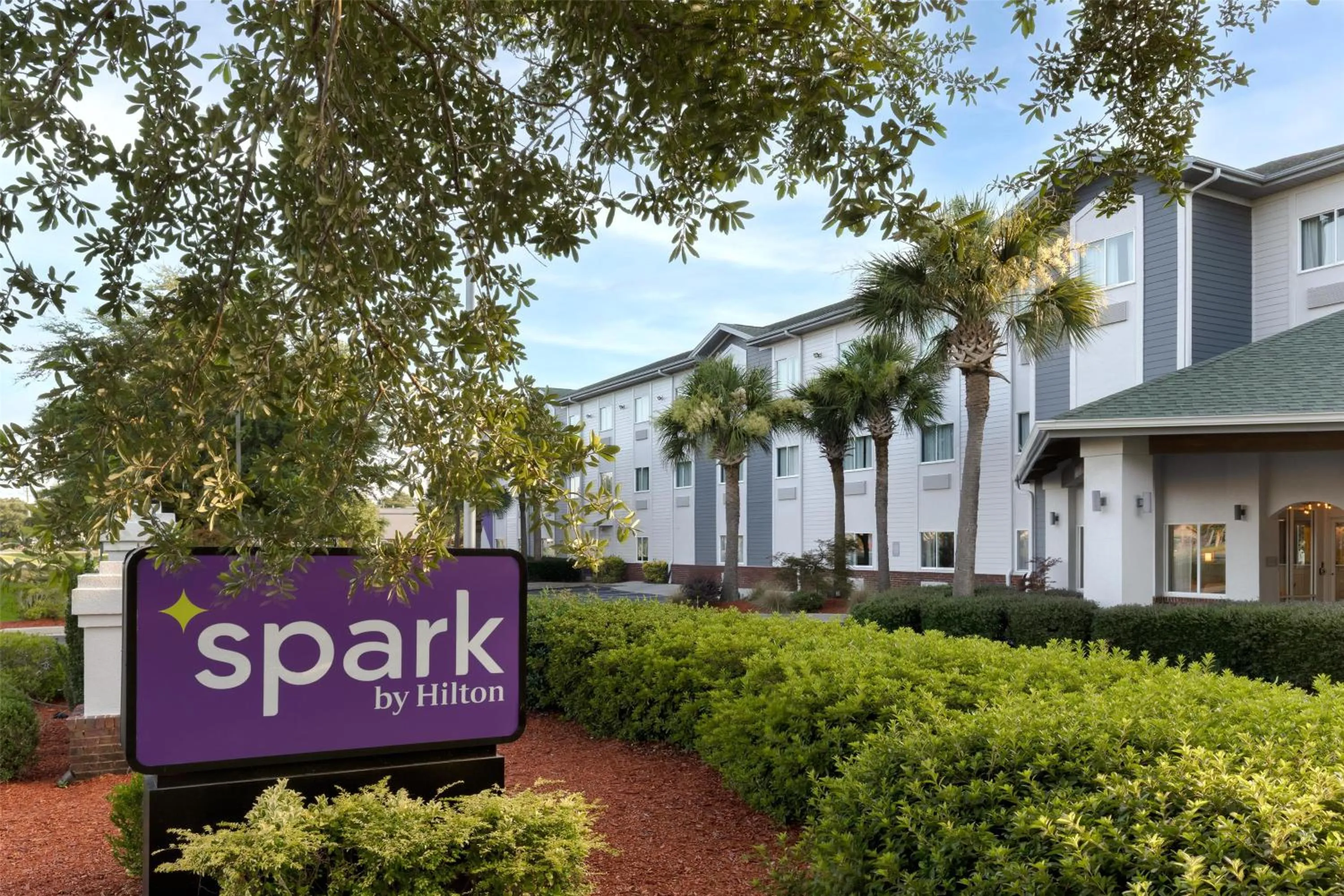 Property building in Spark By Hilton Wilmington Carolina Beach Rd