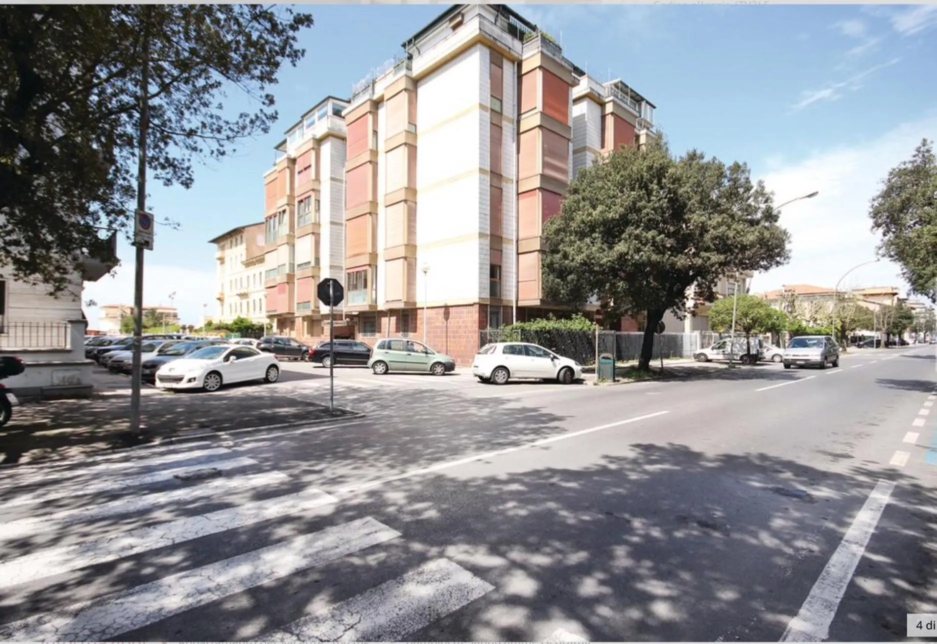 Facade/entrance in Casa Ilaria