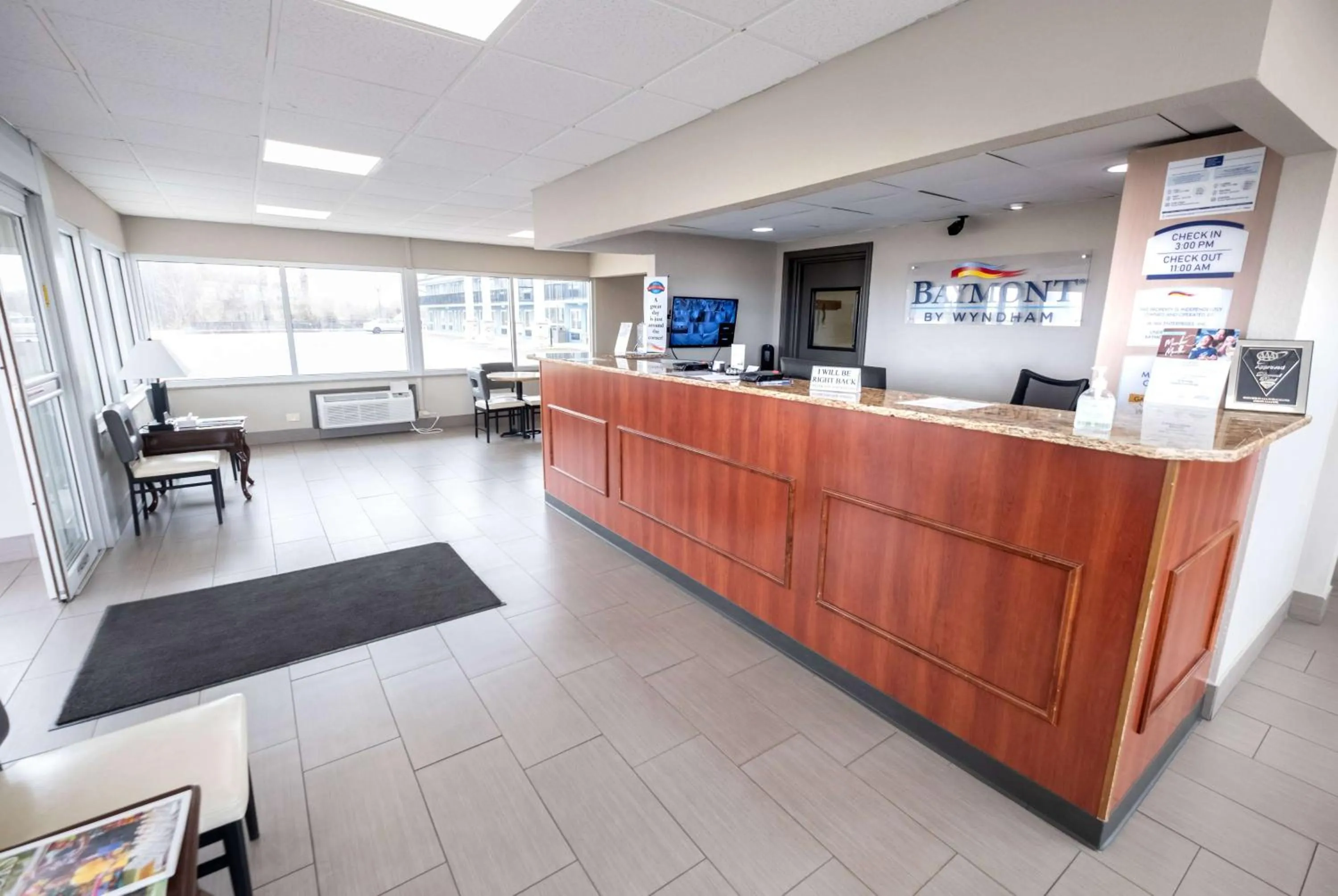Lobby or reception in Baymont by Wyndham Effingham