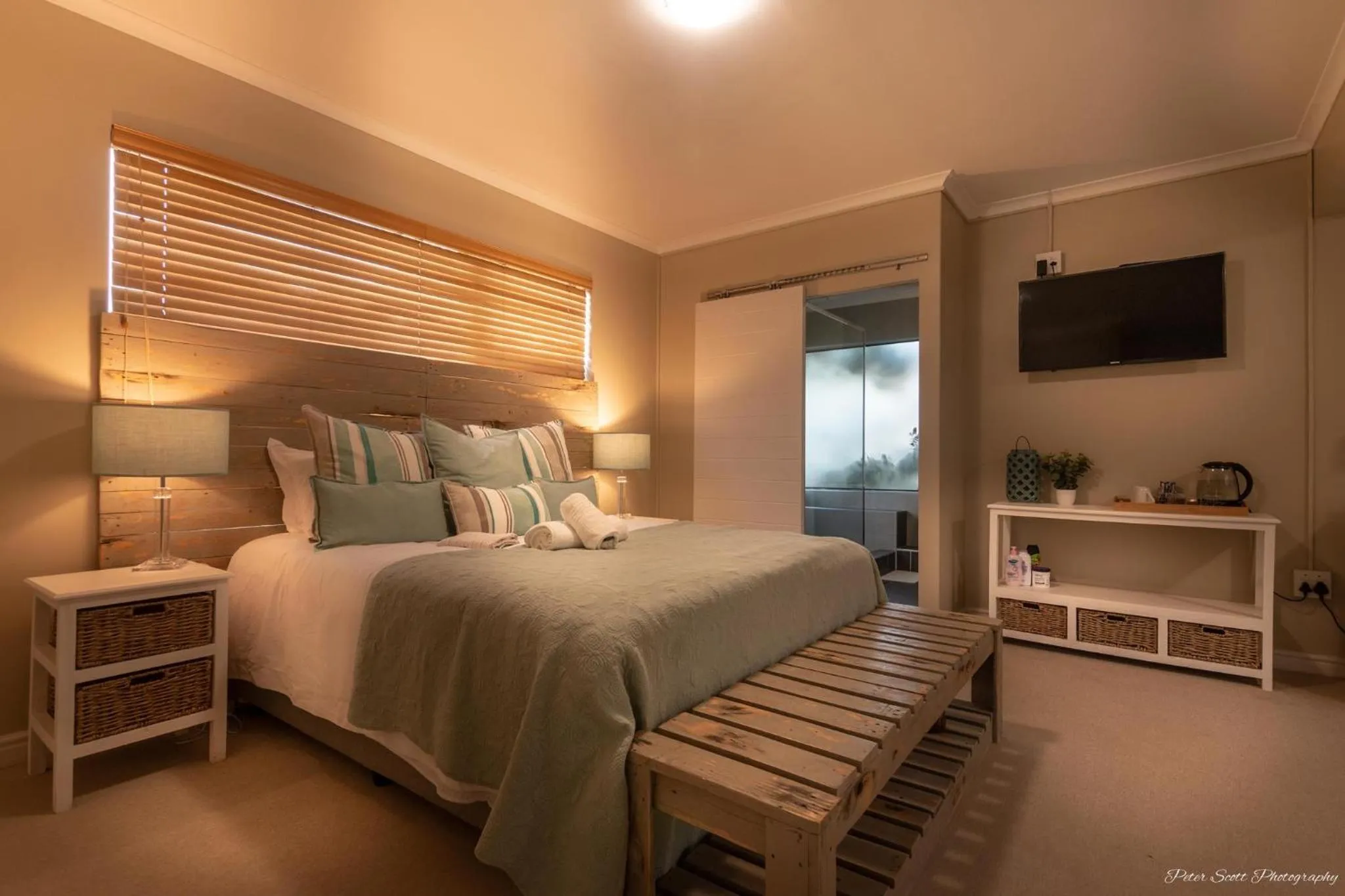 Bed in Atlantic Bay Lodge