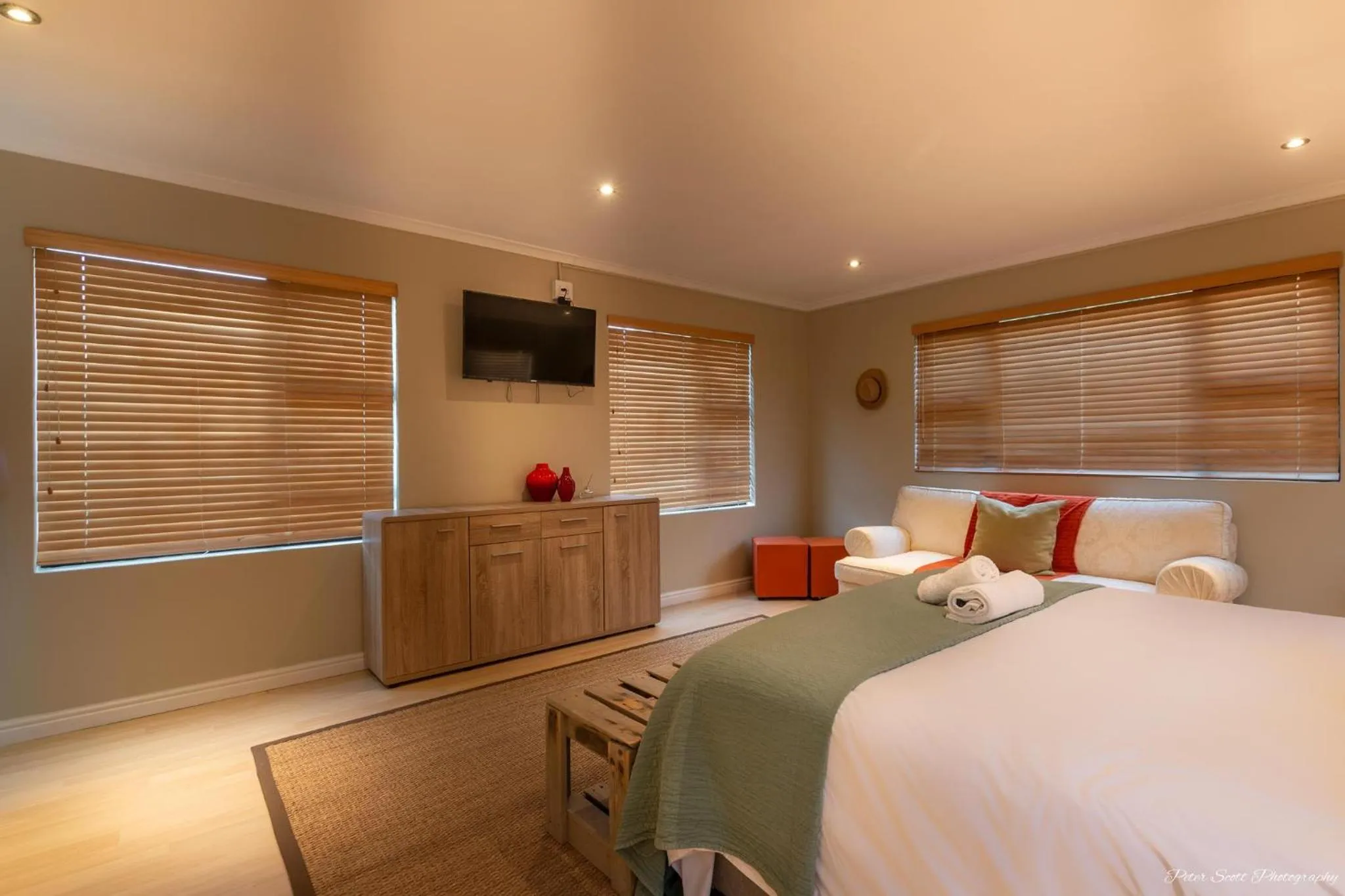 Bed in Atlantic Bay Lodge