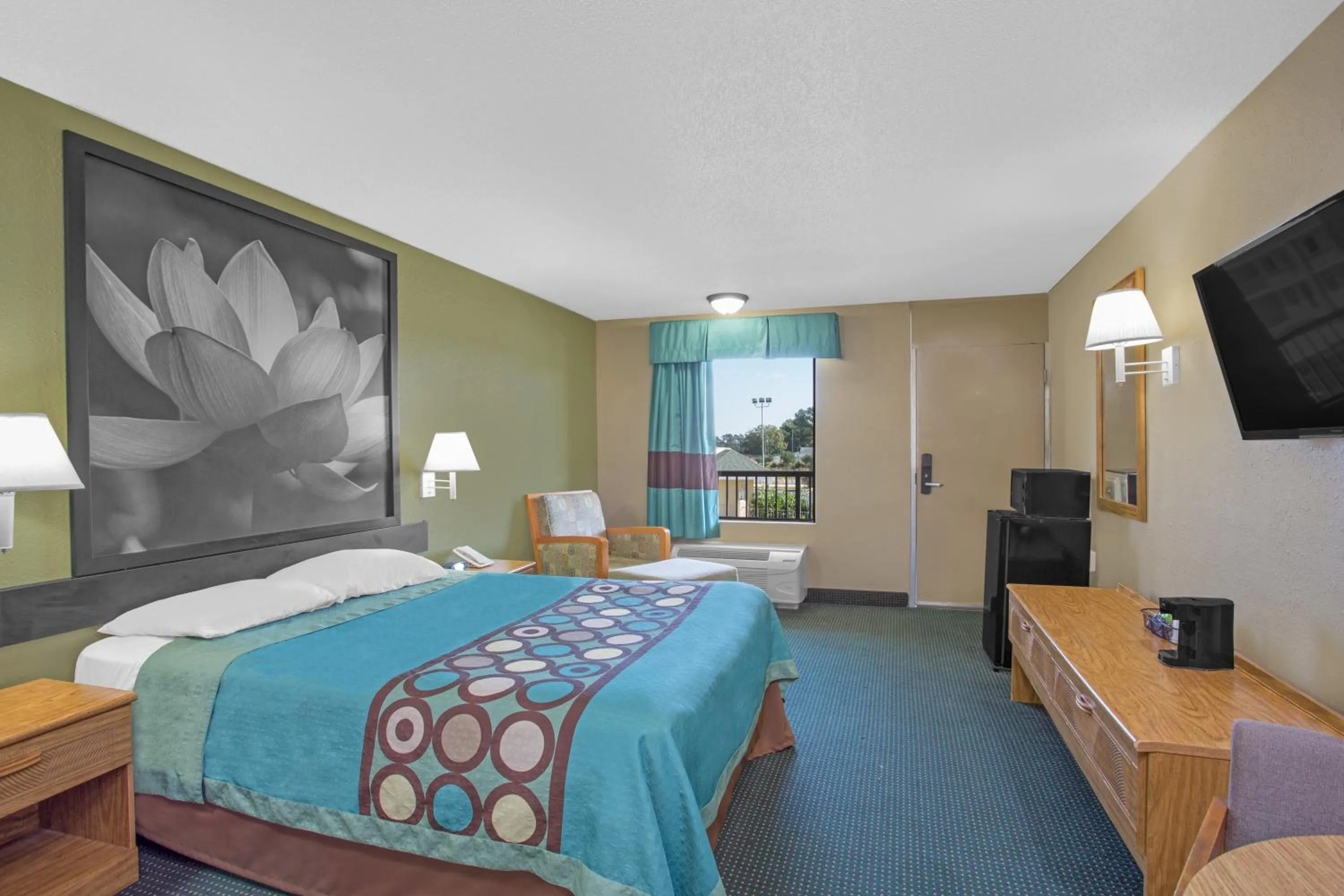 Bedroom, Bed in Super 8 by Wyndham Dunn