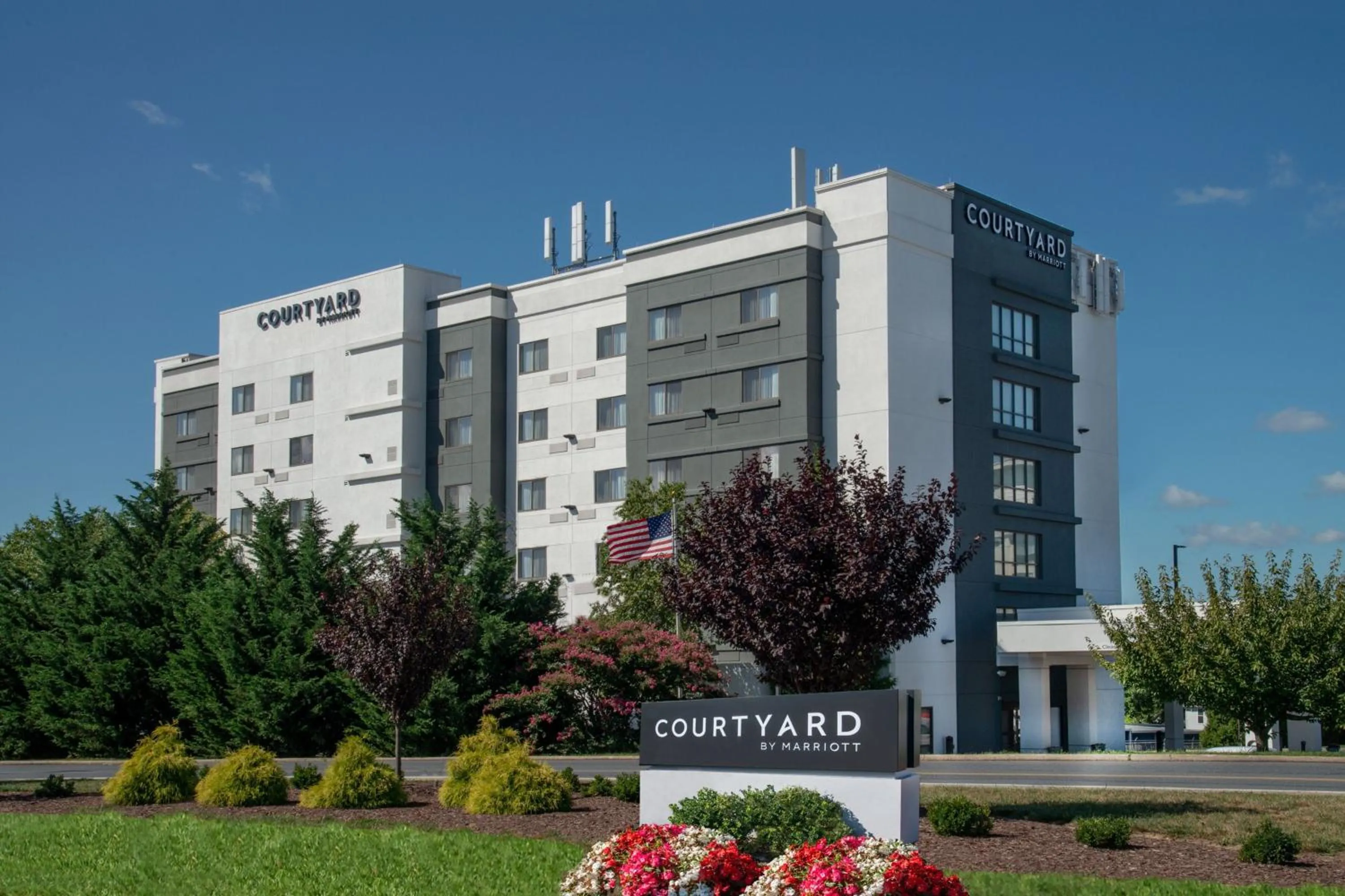 Property building in Courtyard by Marriott Hagerstown