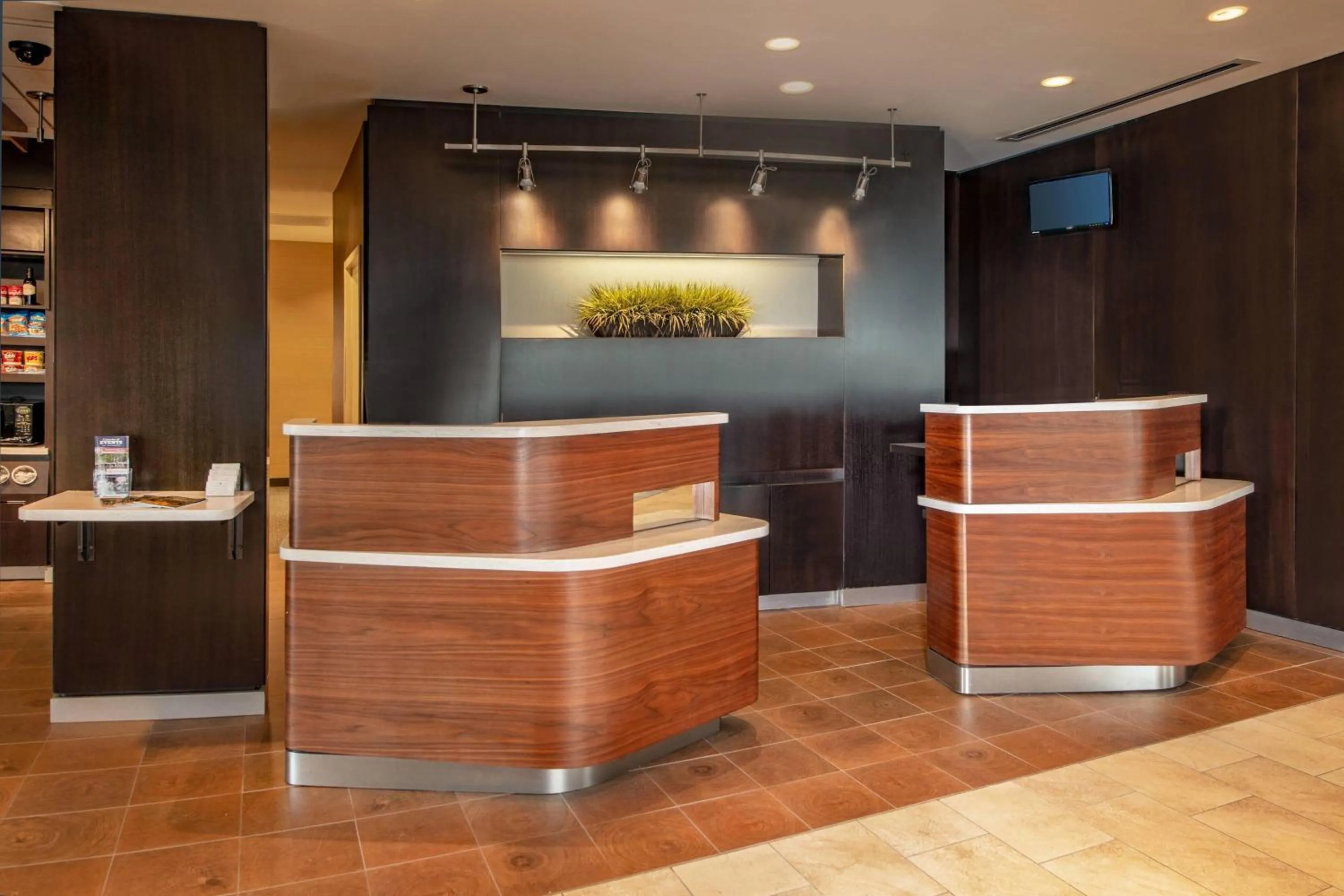 Lobby or reception in Courtyard by Marriott Hagerstown
