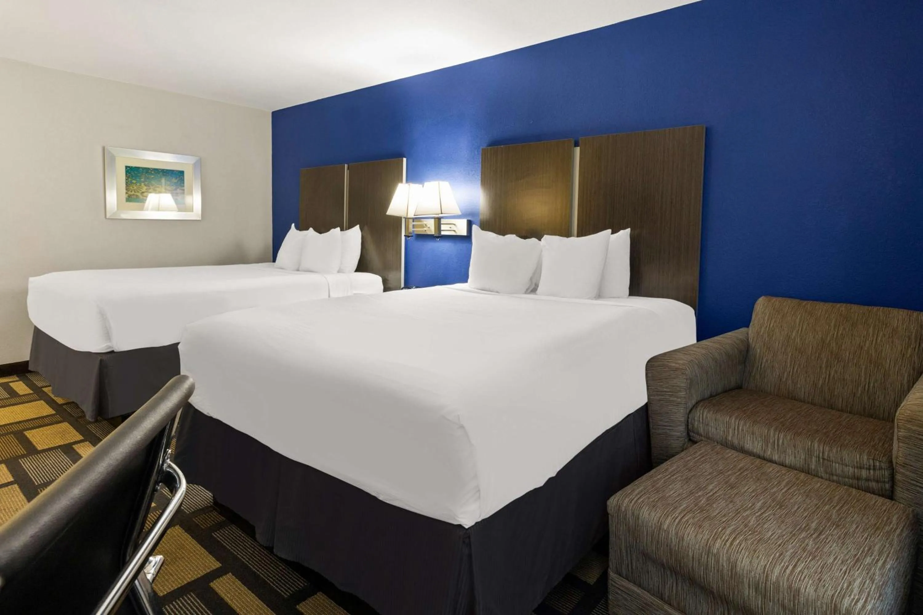 Bedroom, Bed in Best Western Galleria Inn & Suites