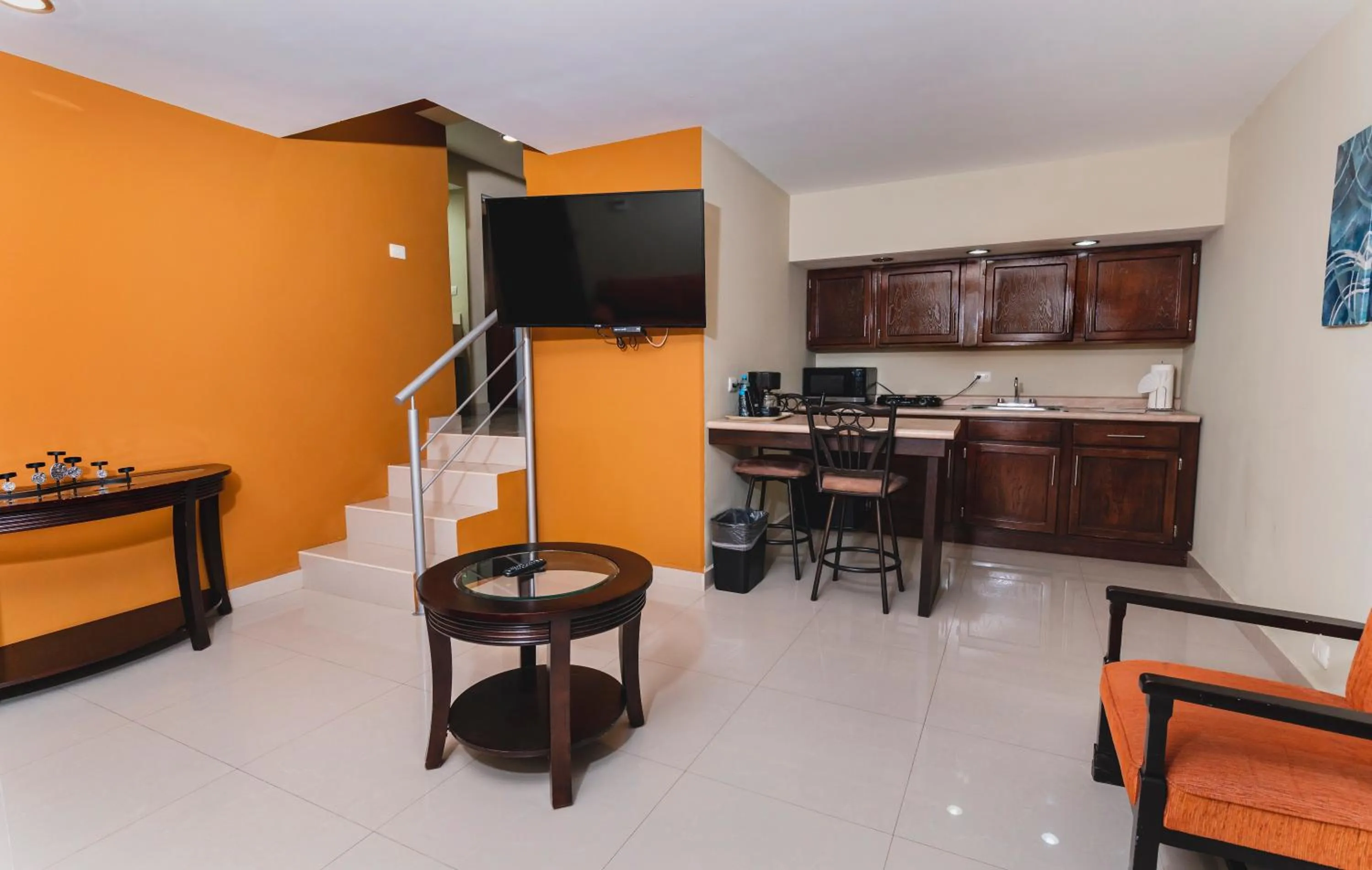Kitchen or kitchenette in El Camino Hotel & Suites