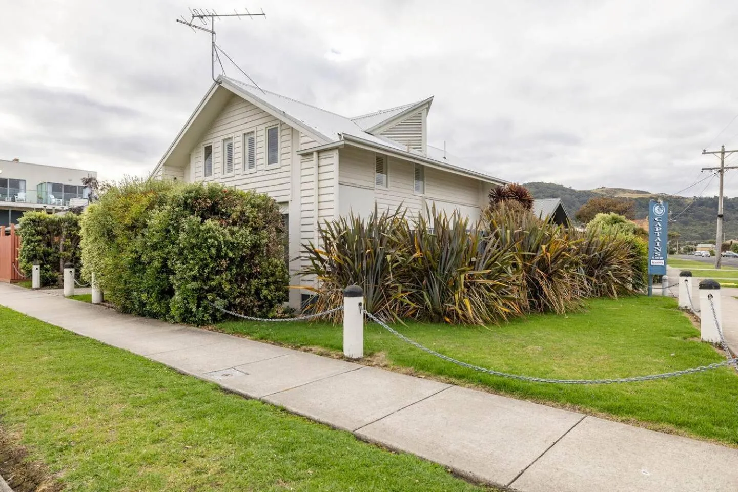 Property building in Captain's at the Bay