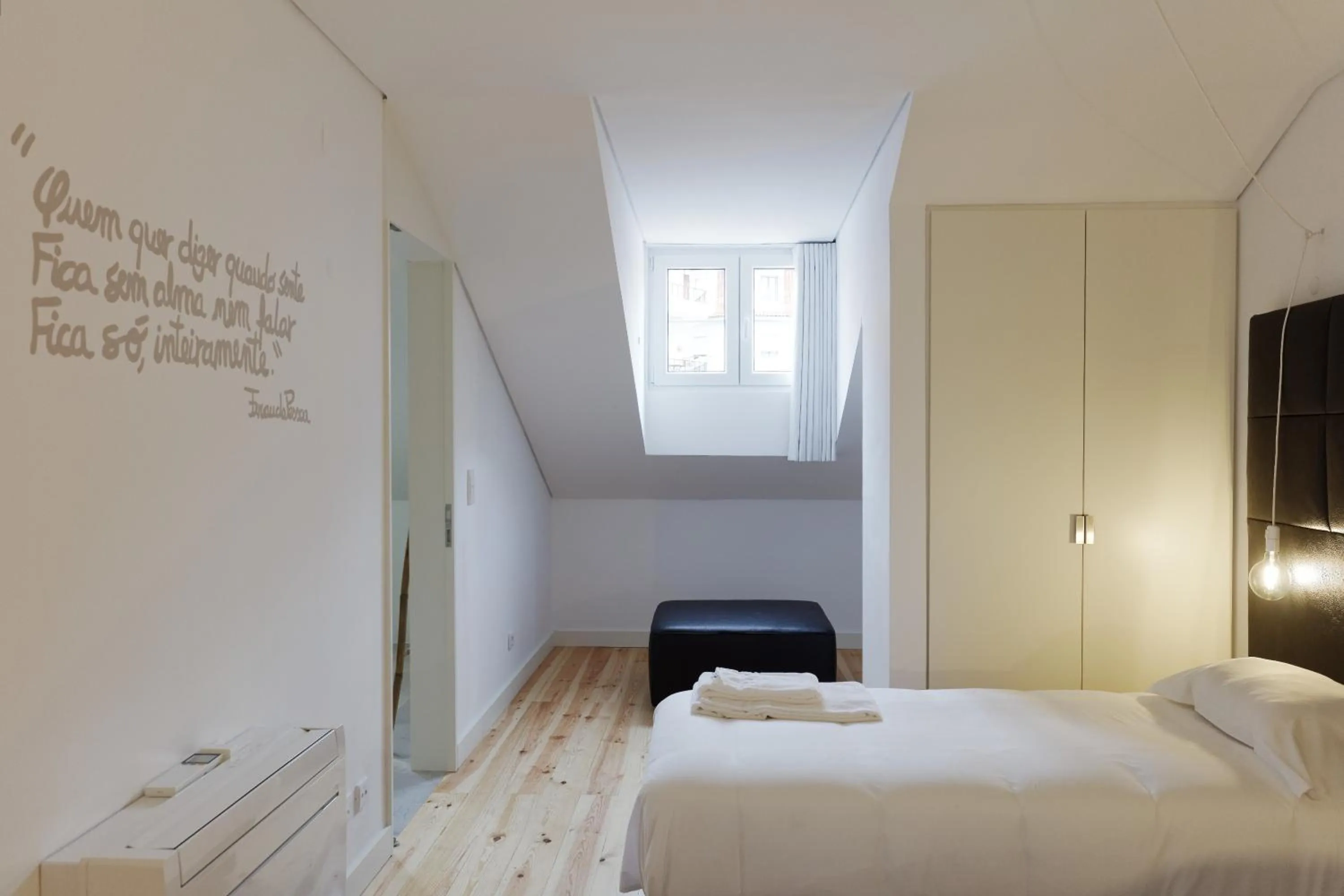 Bedroom, Bed in City Stays Alegria Apartments