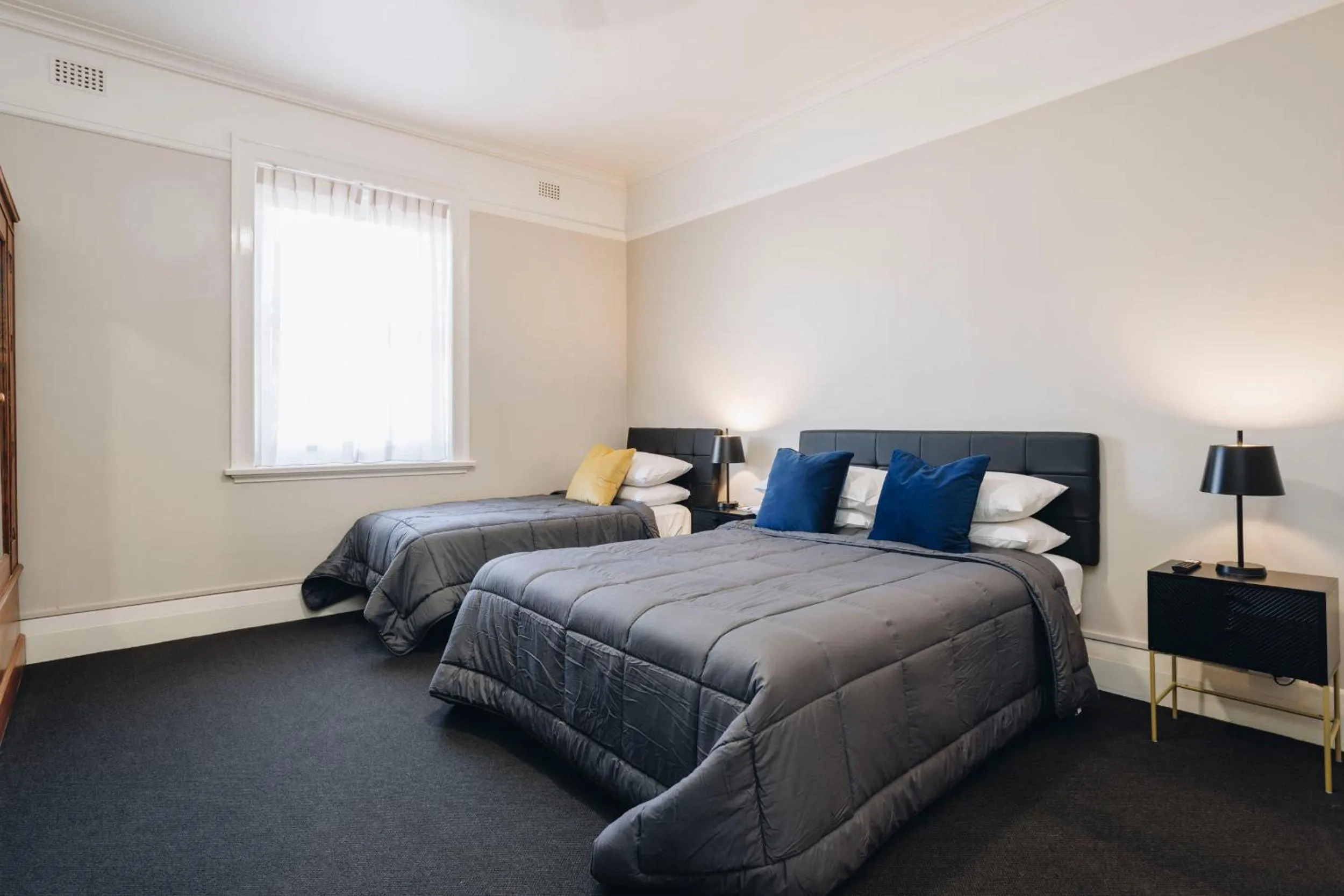 Bed in Hotel Gosford