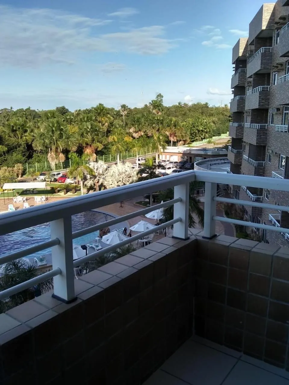 Balcony/Terrace in Gran lençóis Flat 2 suítes vista piscina