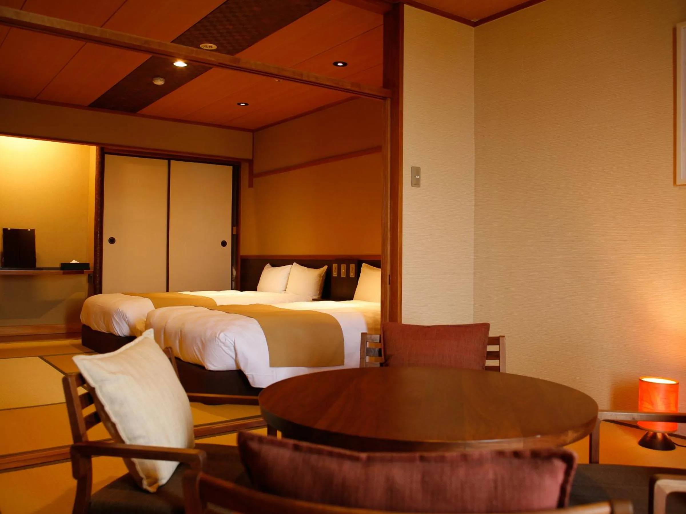 Photo of the whole room, Bed in Yumekaiyu Awajishima