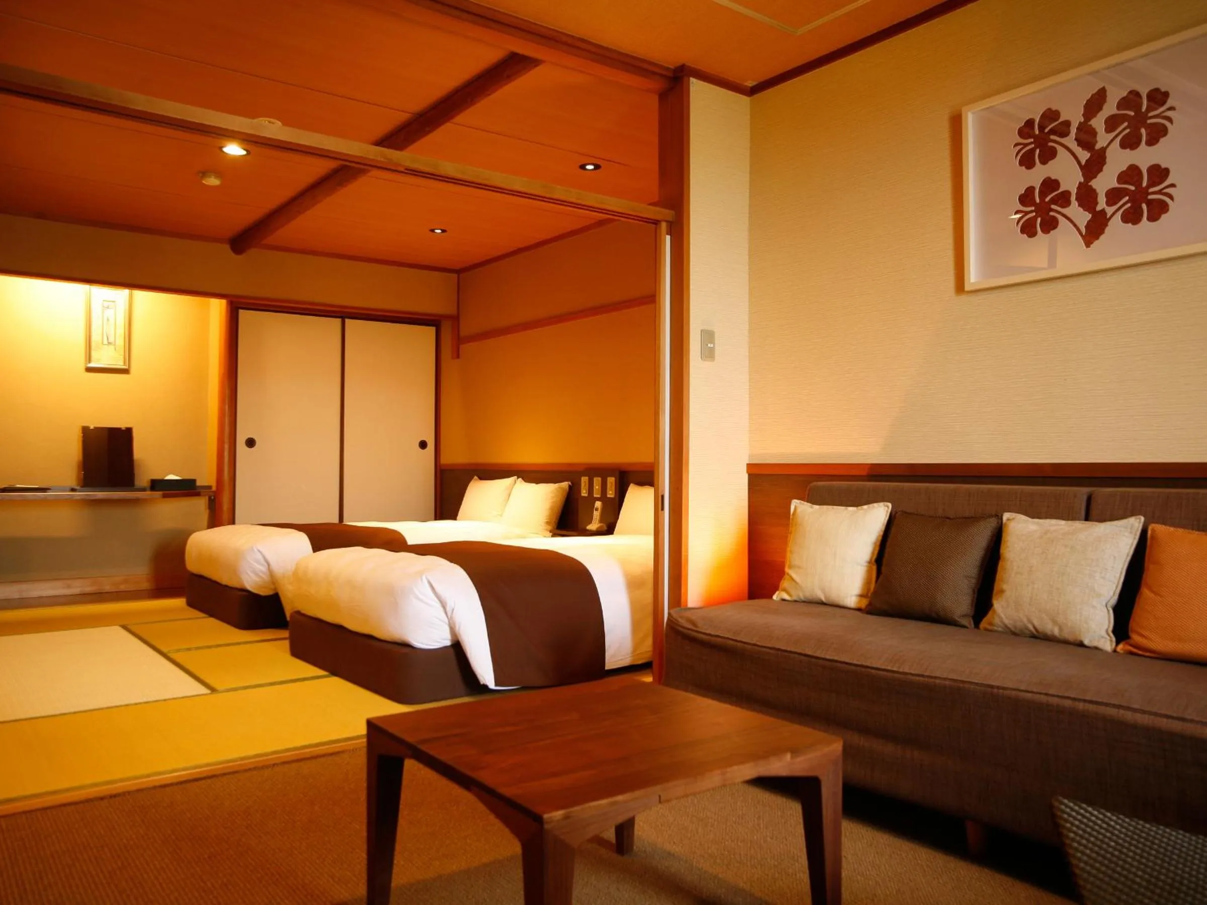 Photo of the whole room, Bed in Yumekaiyu Awajishima