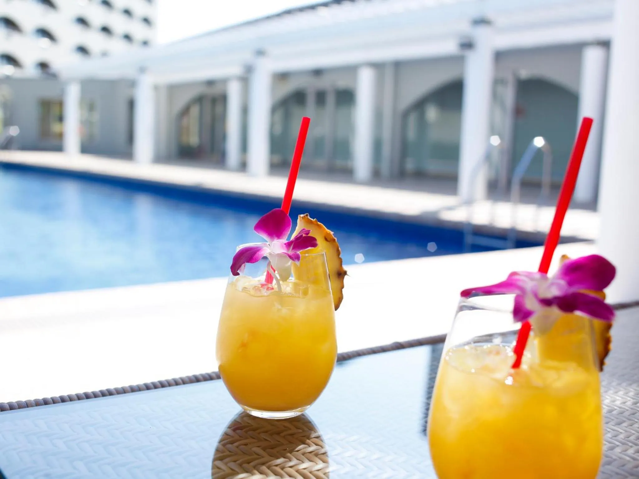 Swimming pool in Plaza Awajishima