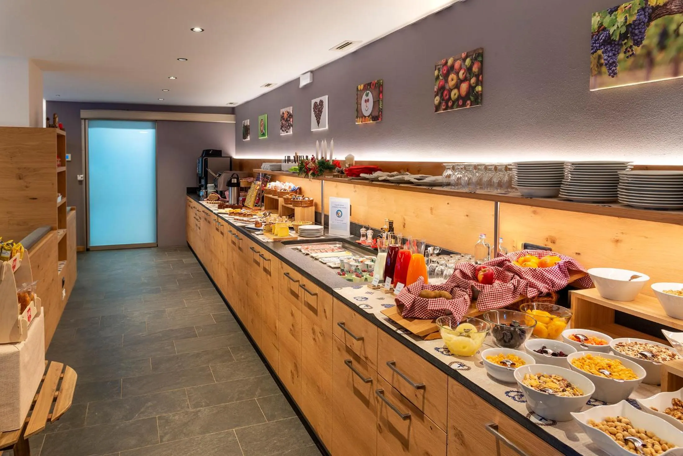 Buffet breakfast in Chalet Aster