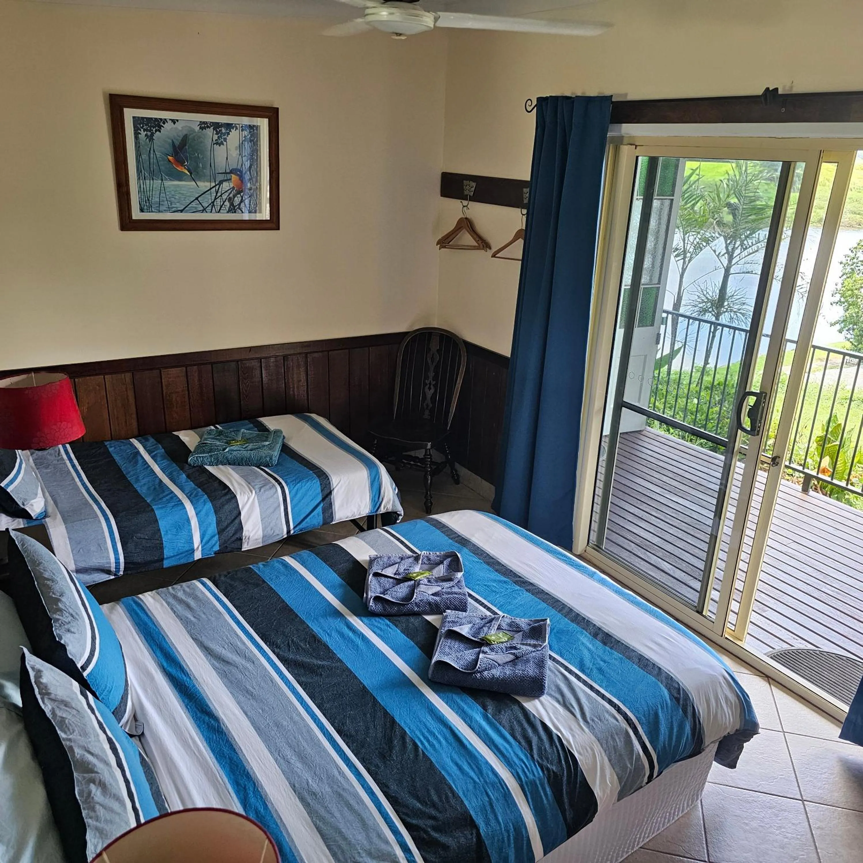 Bed in Daintree Riverview Lodges