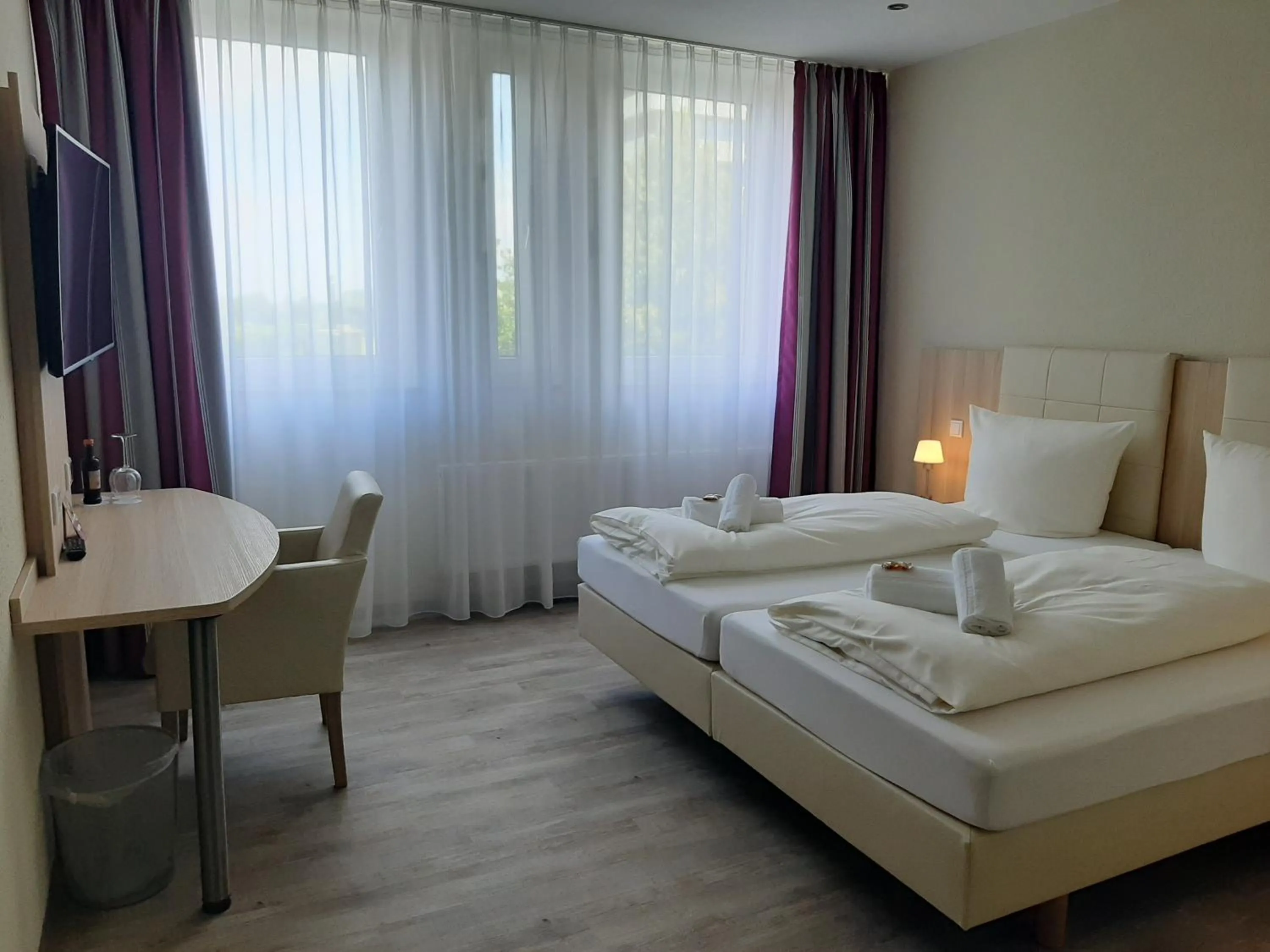 TV and multimedia, Bed in Hotel Siebenschläfer am Wasserturm