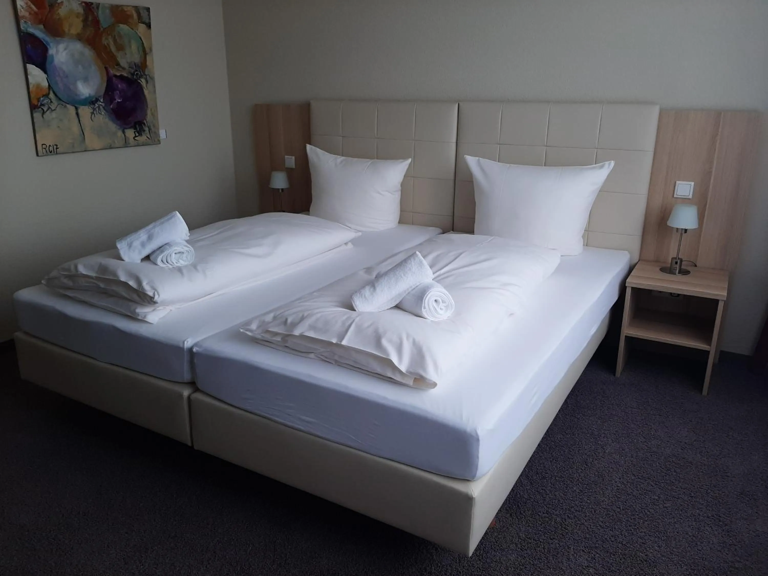 Photo of the whole room, Bed in Hotel Siebenschläfer am Wasserturm