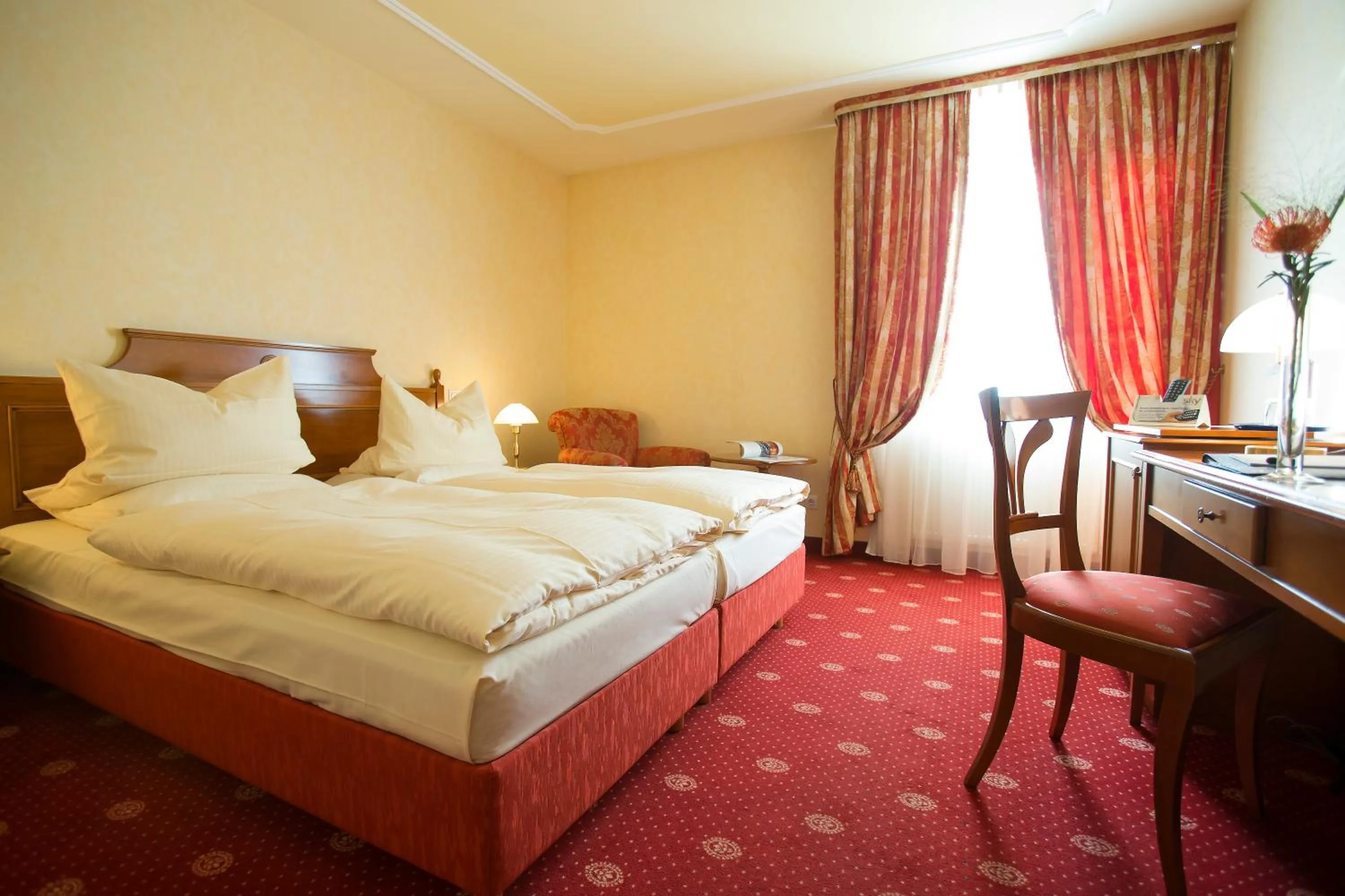 Decorative detail, Bed in Parkhotel Idar-Oberstein