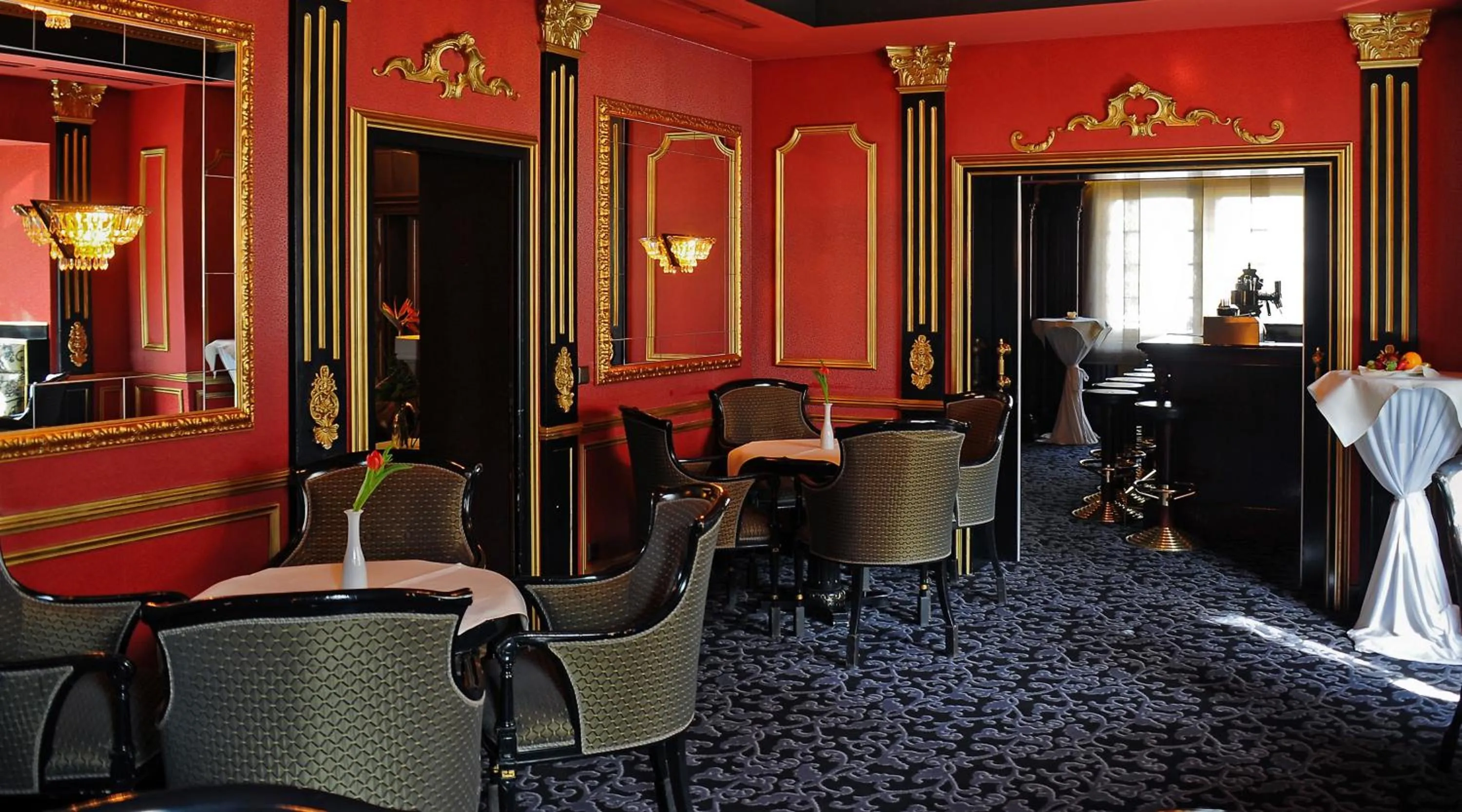 Lounge or bar in Parkhotel Idar-Oberstein