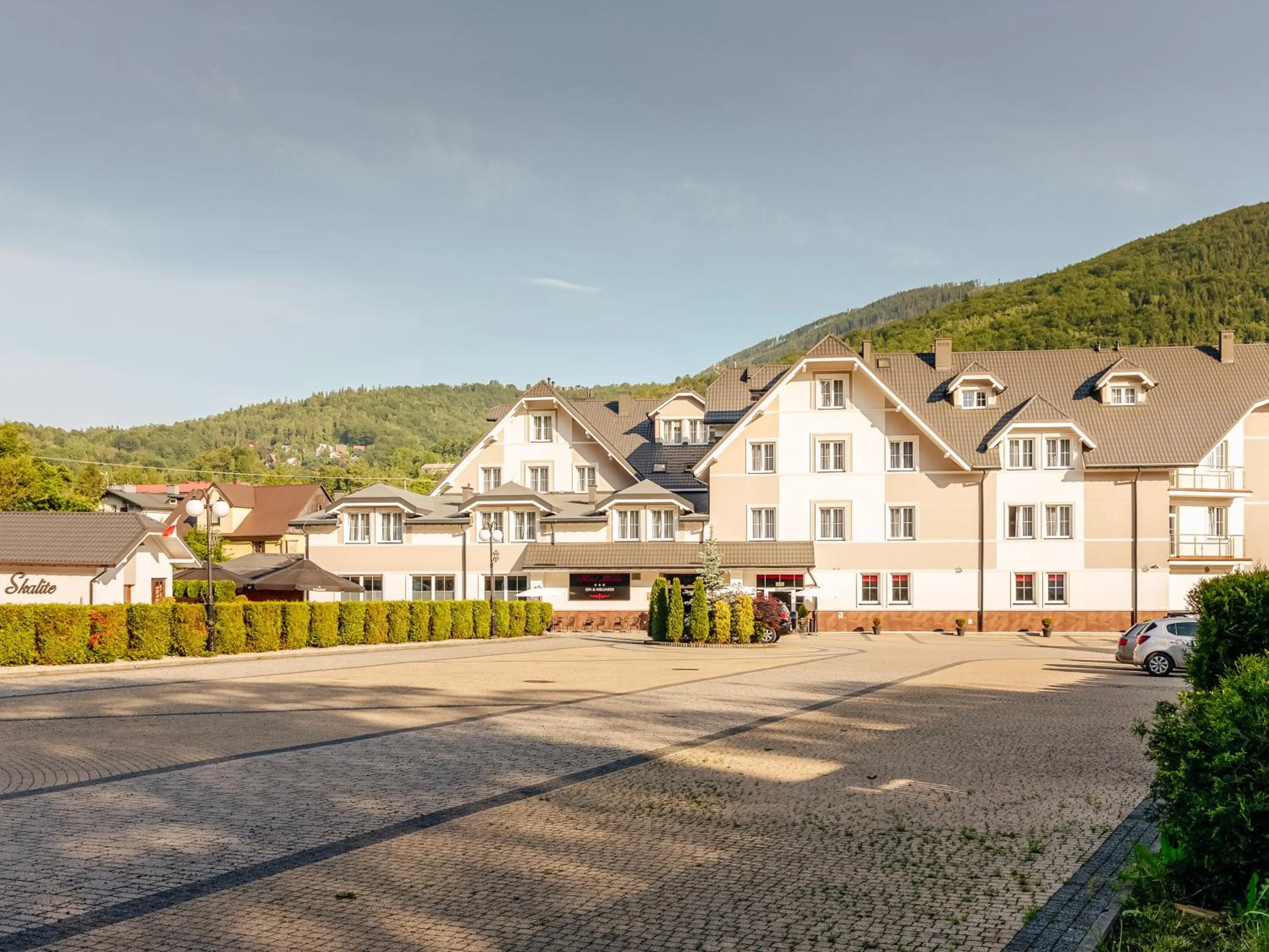 Property building in Hotel Skalite Spa & Wellness