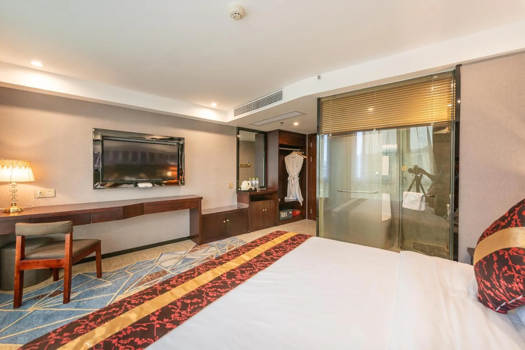 Days Hotel Yishun Guilin