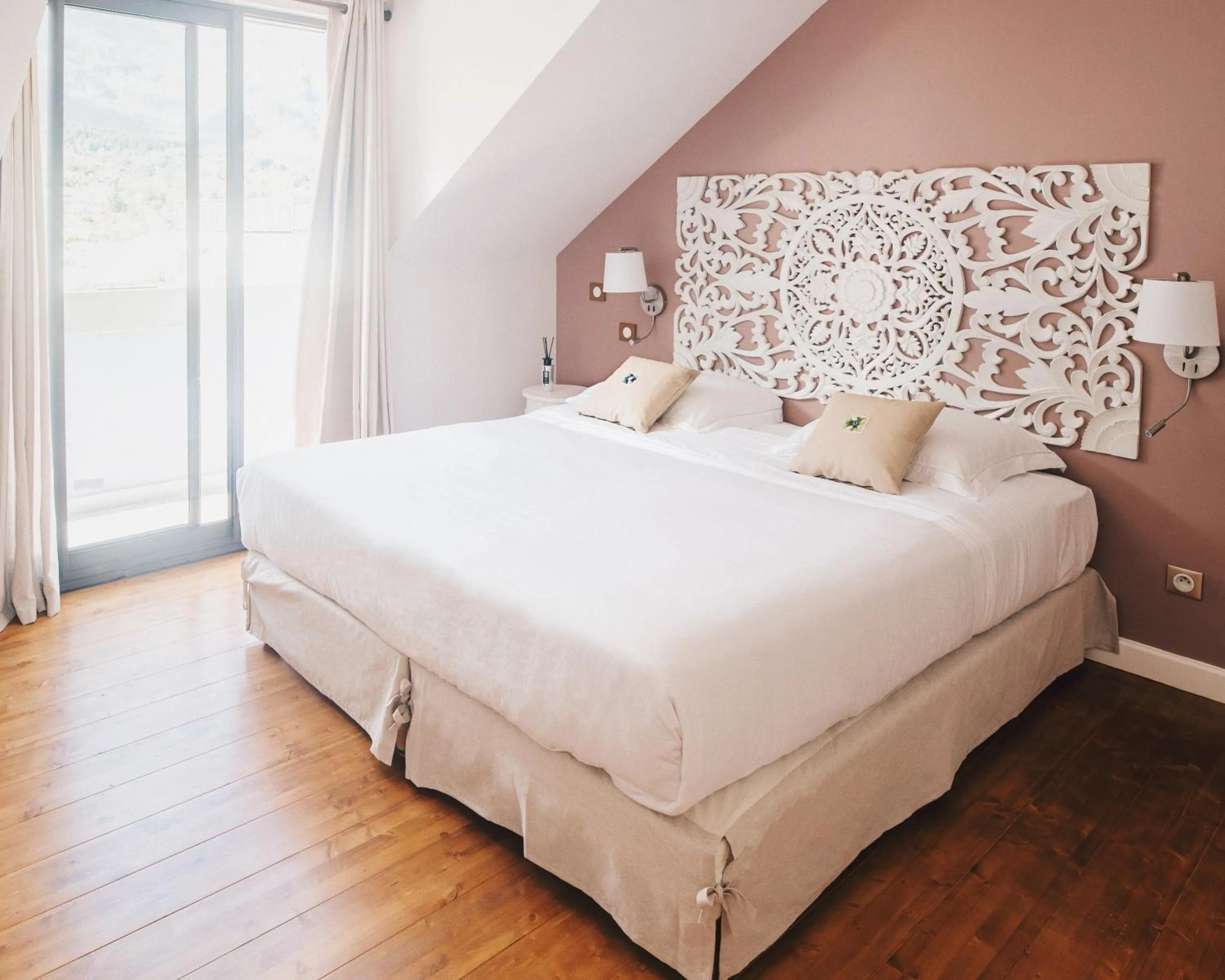 Photo of the whole room, Bed in Tsilaosa Hôtel