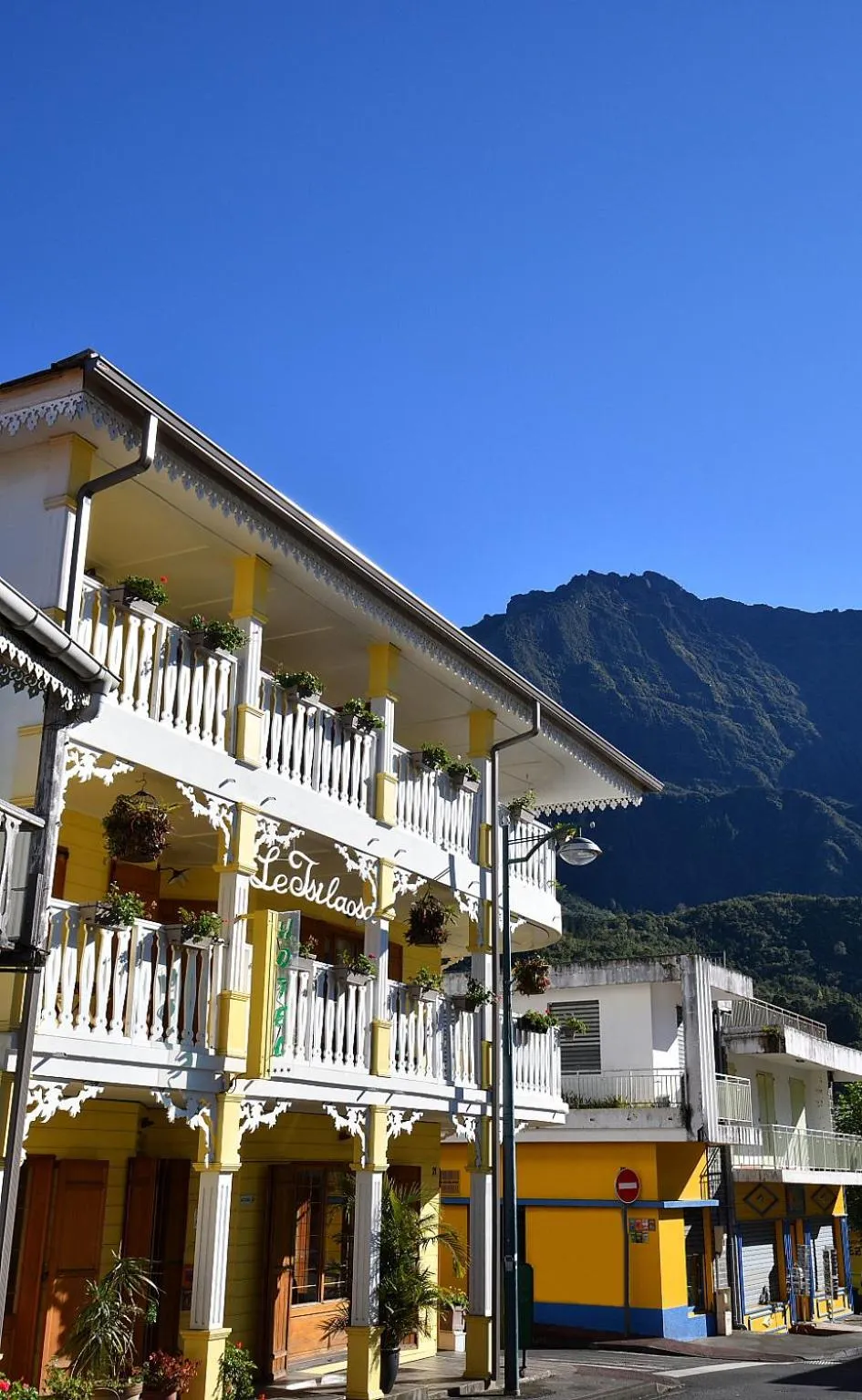 Property building in Tsilaosa Hôtel