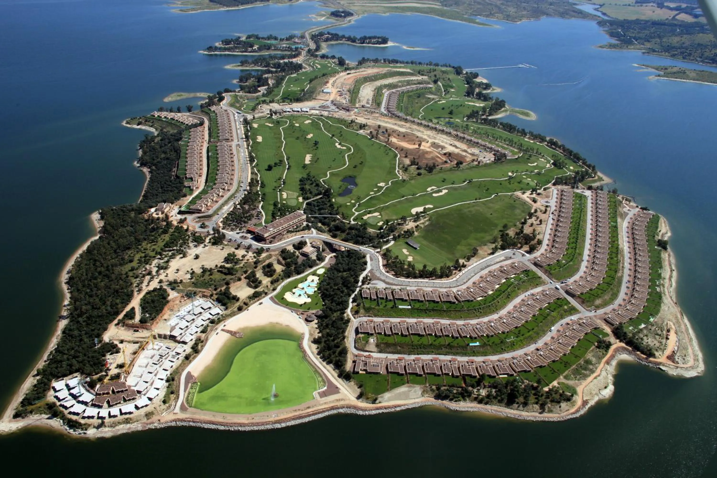 Golfcourse in Vincci Valdecañas Golf