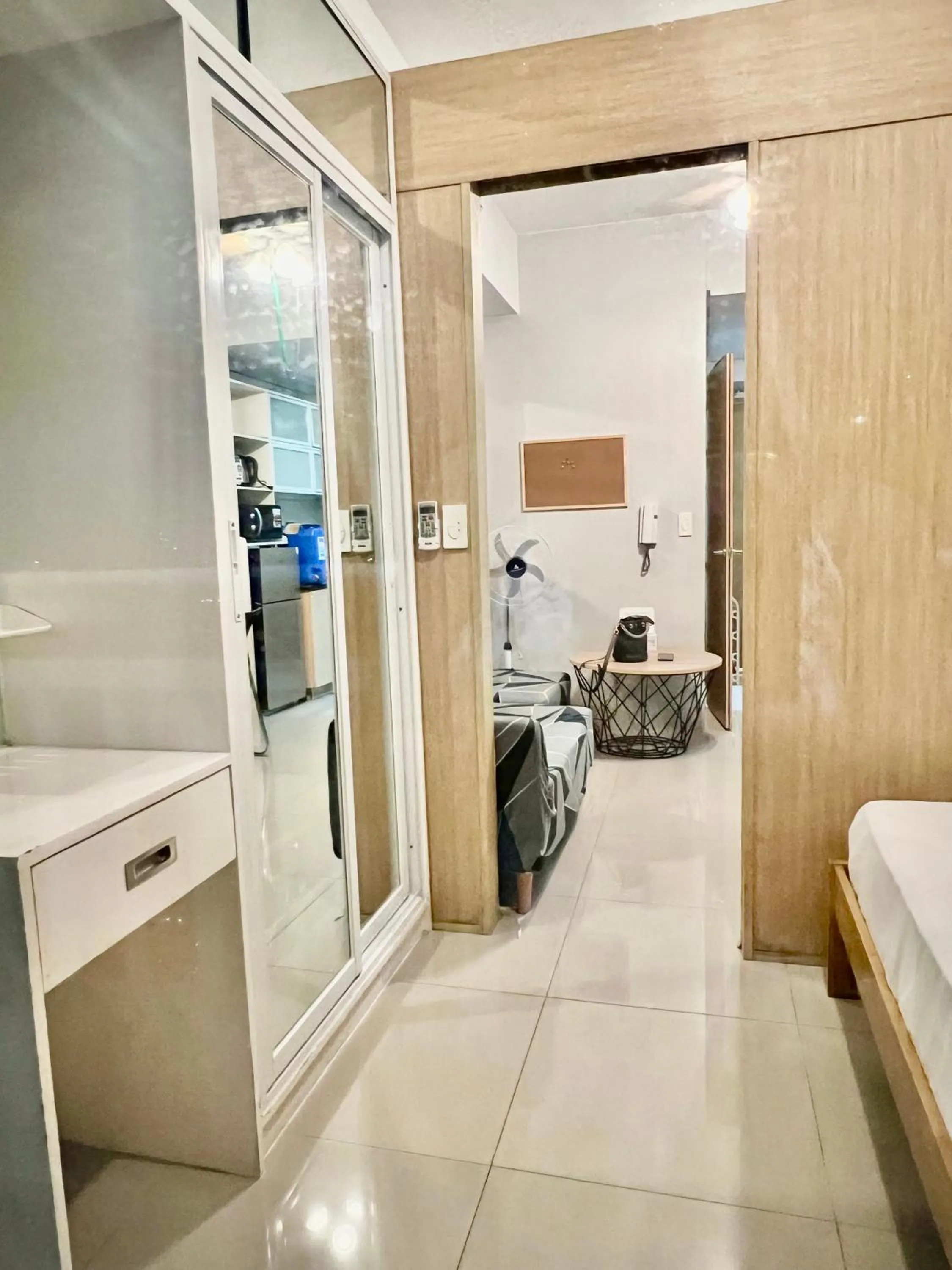 Bed in Grass Residences Tower 5