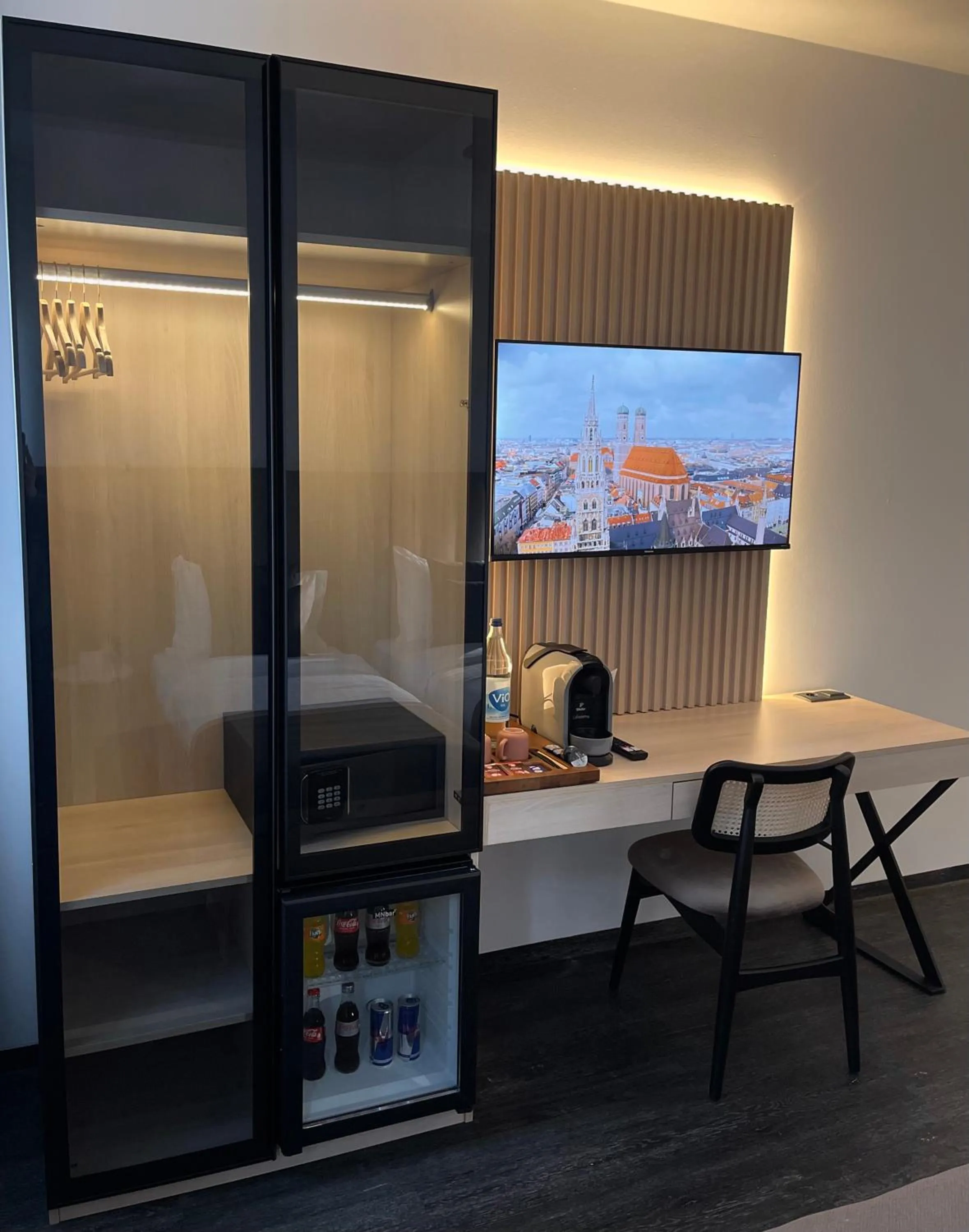 TV and multimedia in Bayer's City Hotel