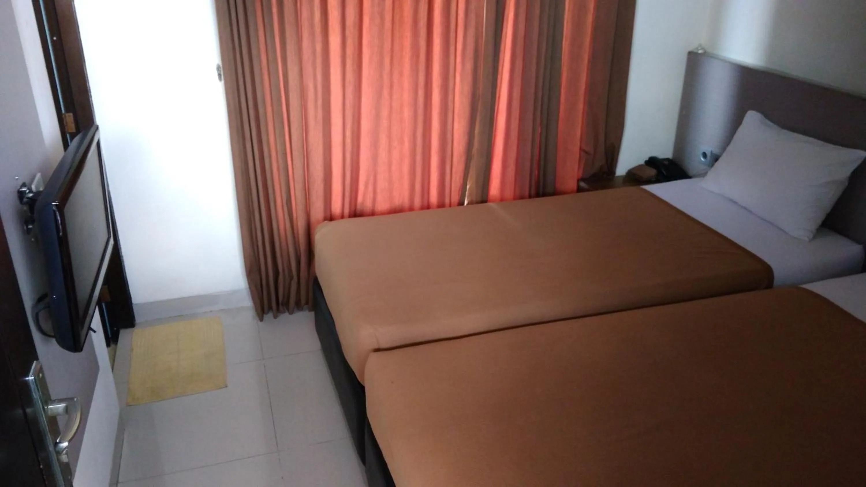 Bed in Antika Hotel