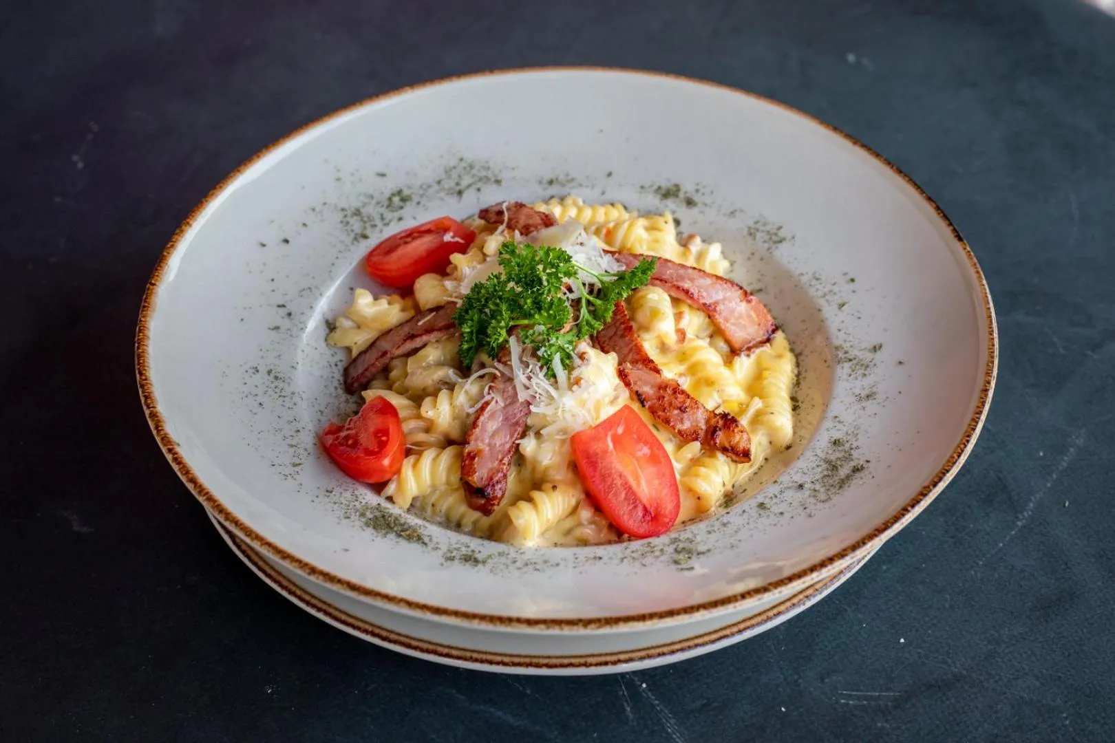 Food and drinks in Garni Hotel Lotos