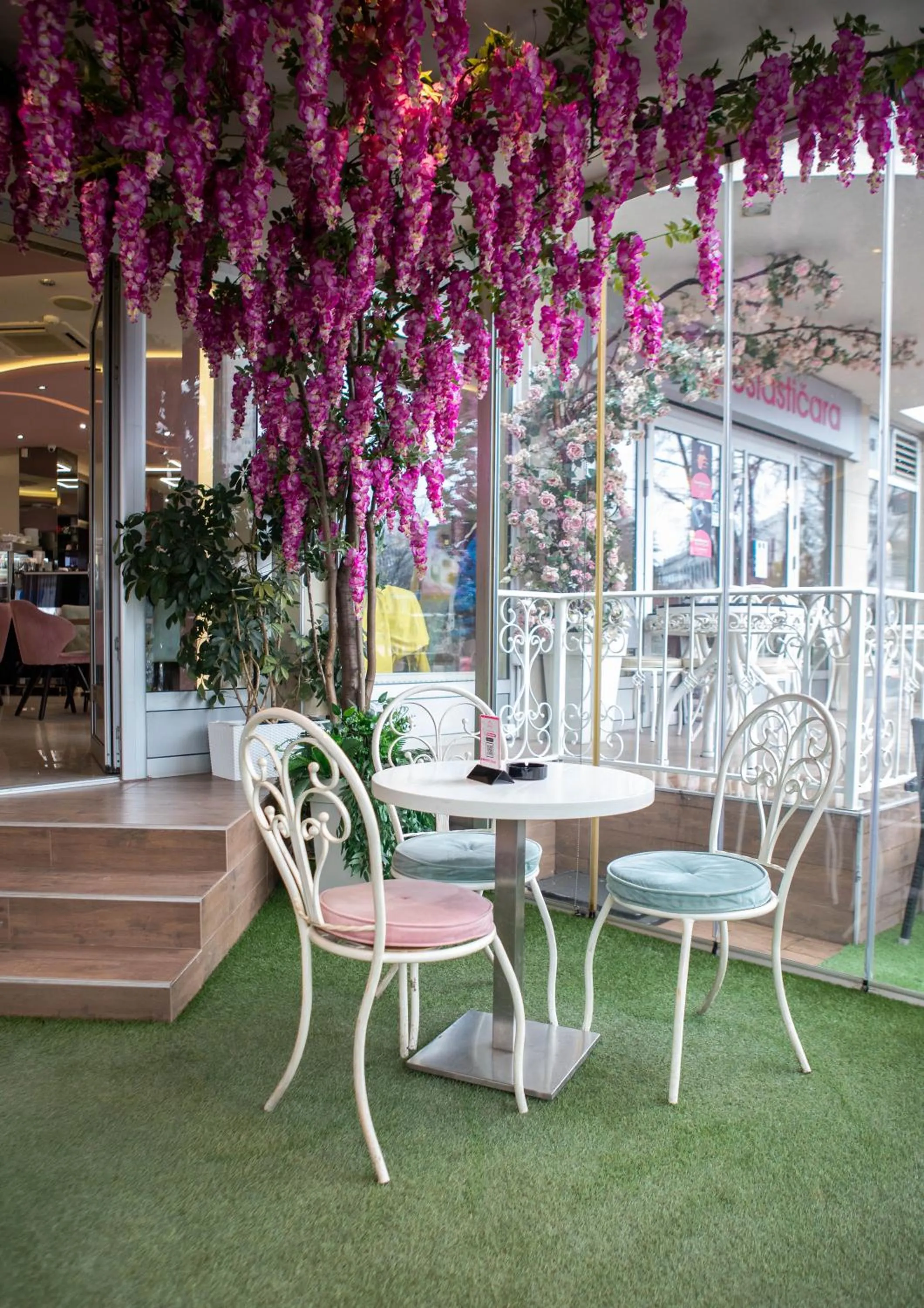 Lounge or bar in Garni Hotel Lotos