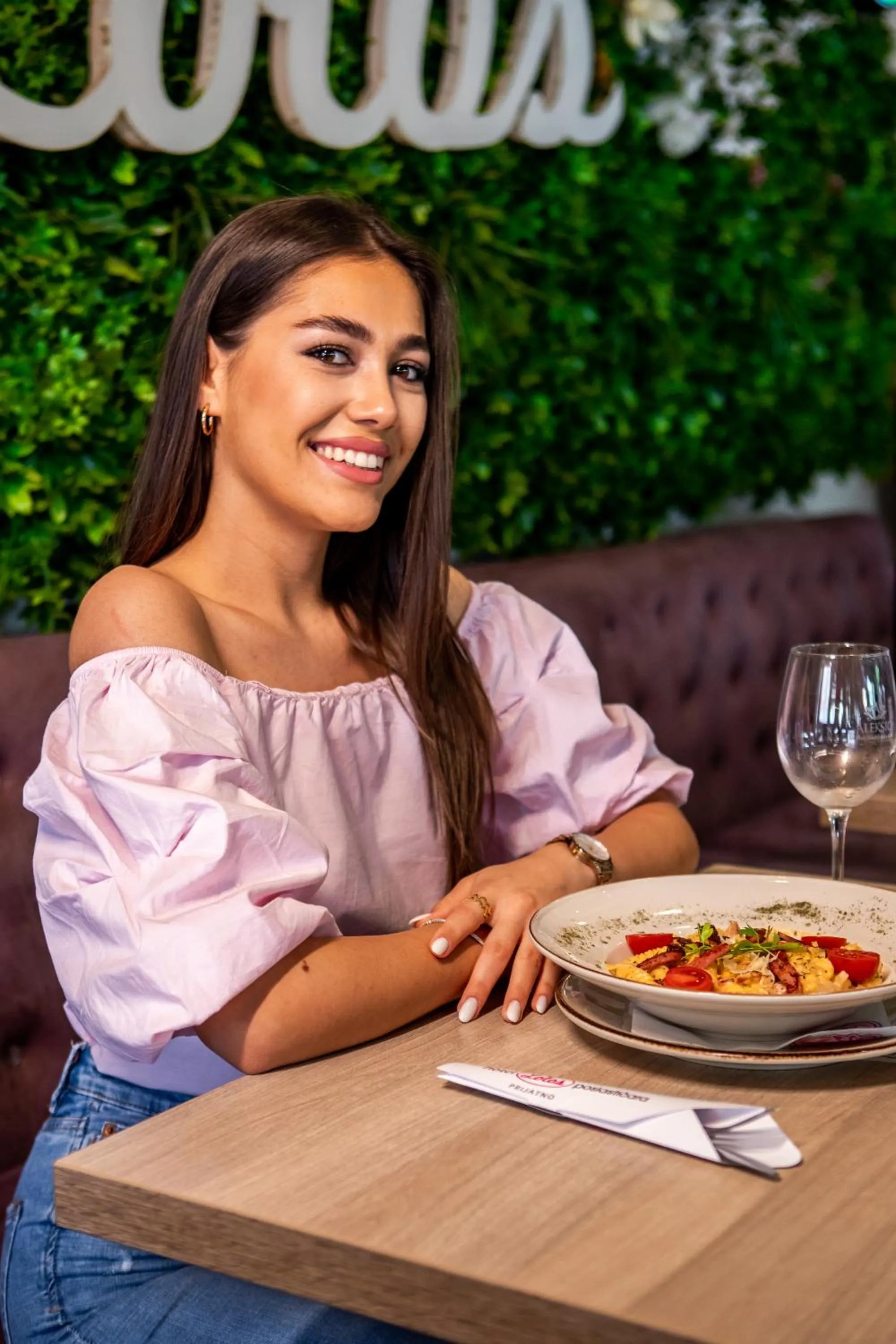 Restaurant/places to eat in Garni Hotel Lotos