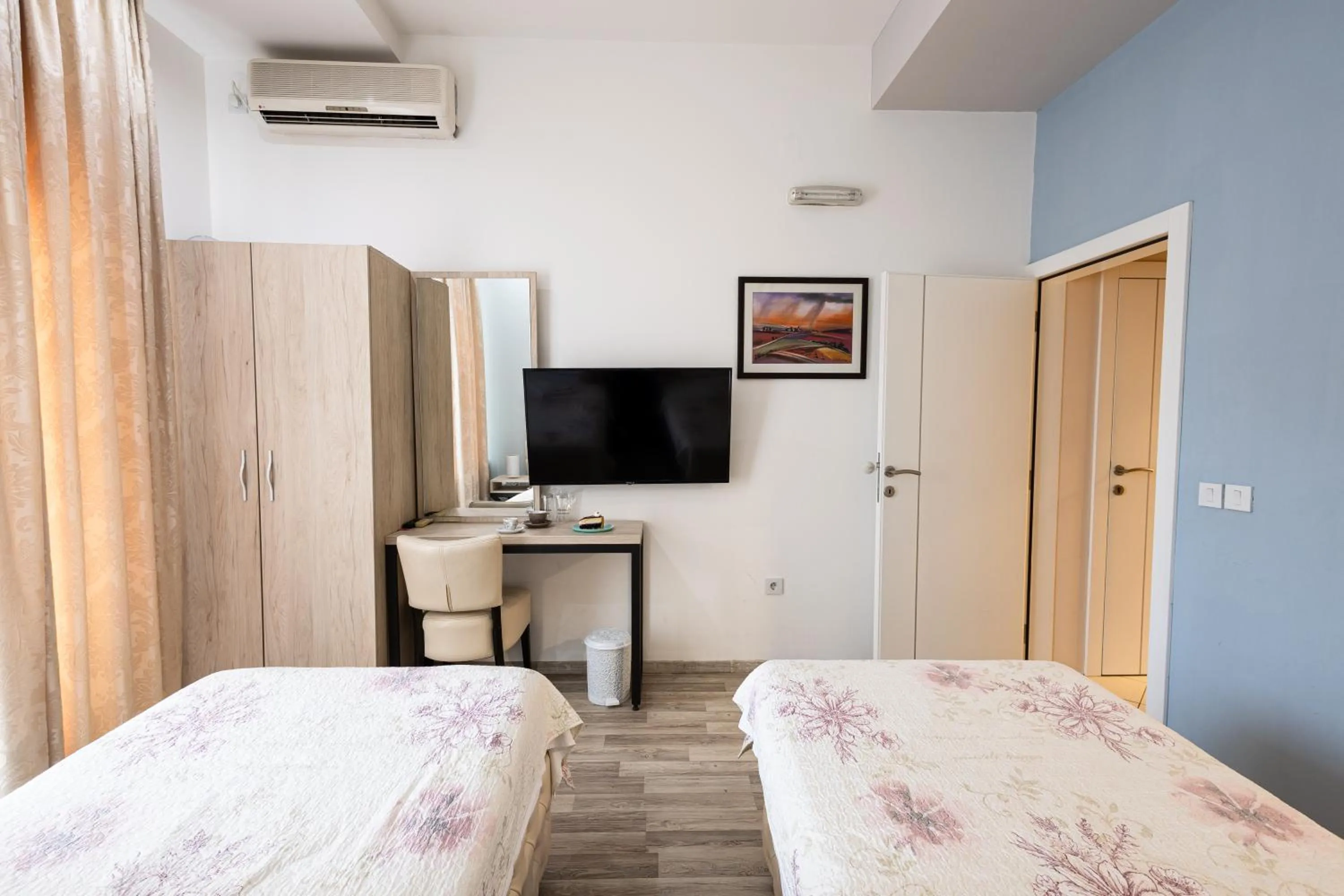 Bed in Garni Hotel Lotos