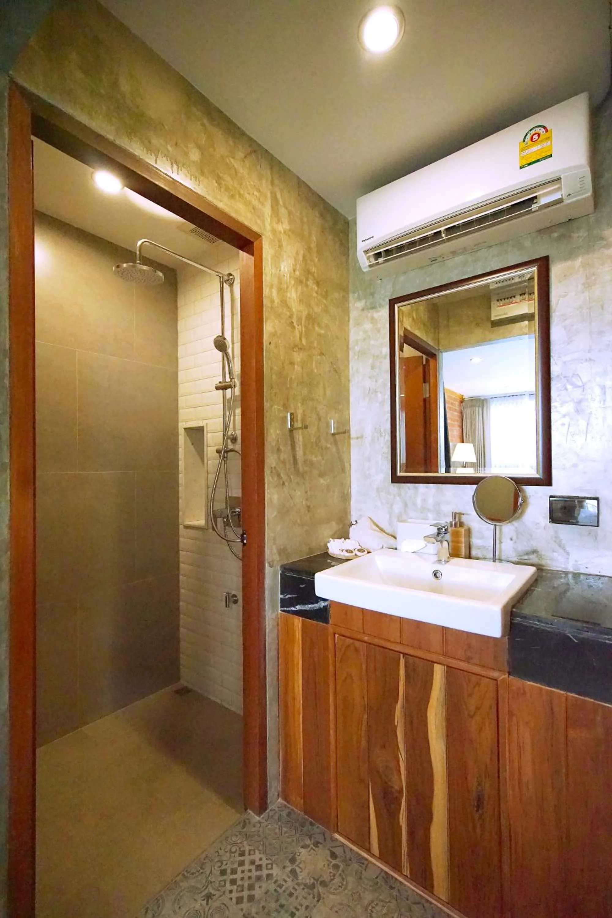 Bathroom in Yellow Pillow village