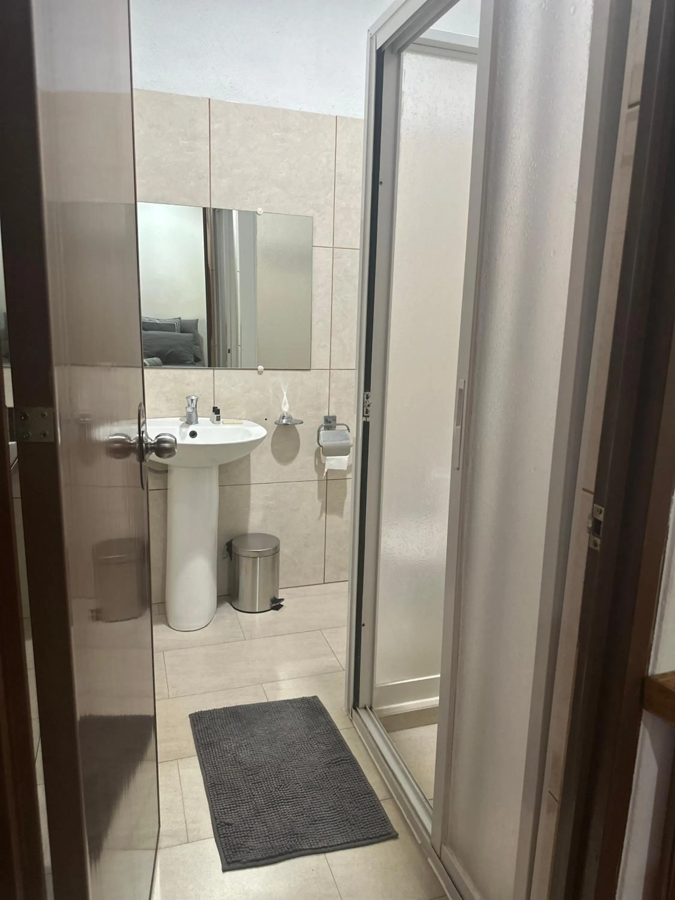 AivyMaes Divers Resort