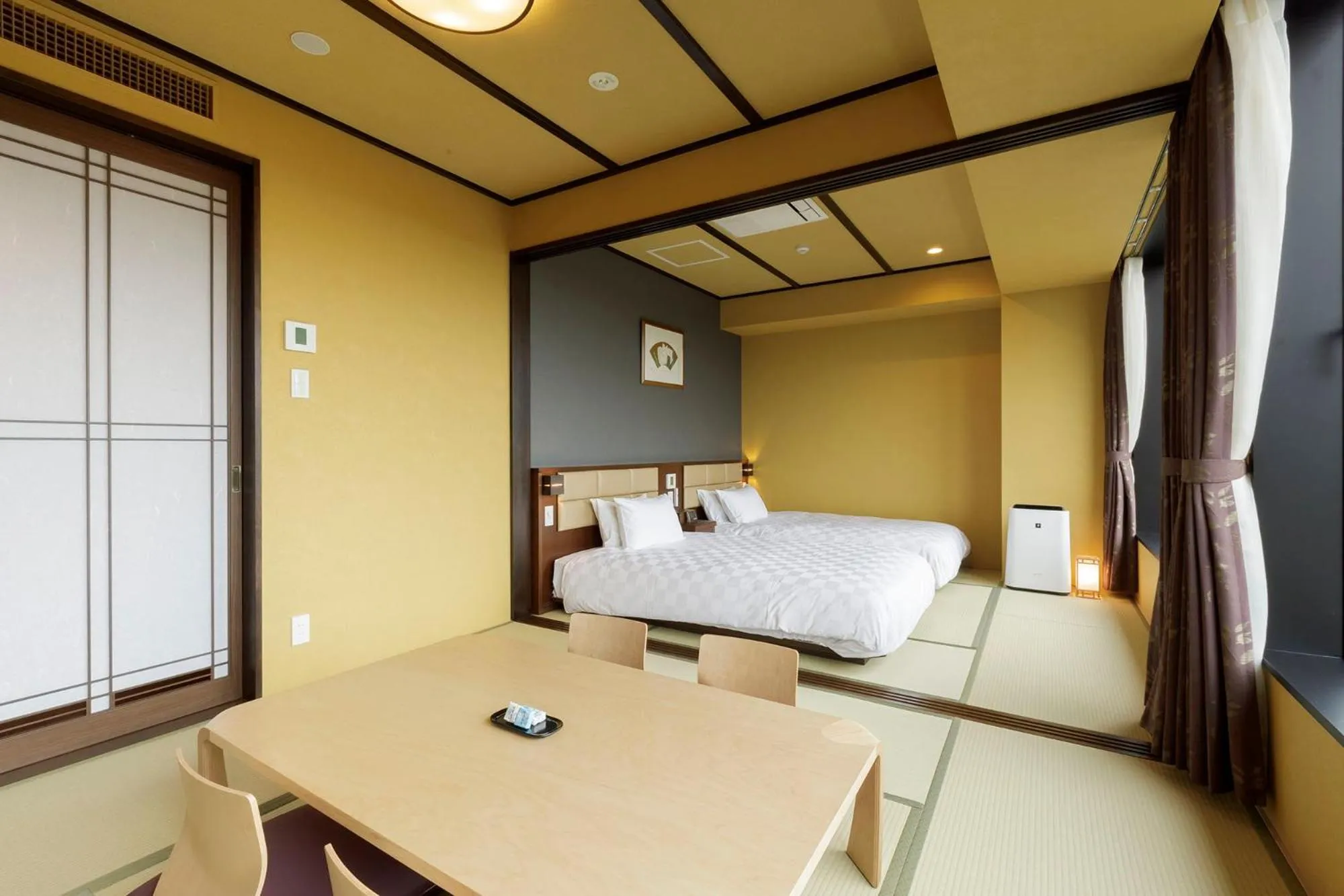 Living room, Bed in Hotel Mori no Kaze Nasu