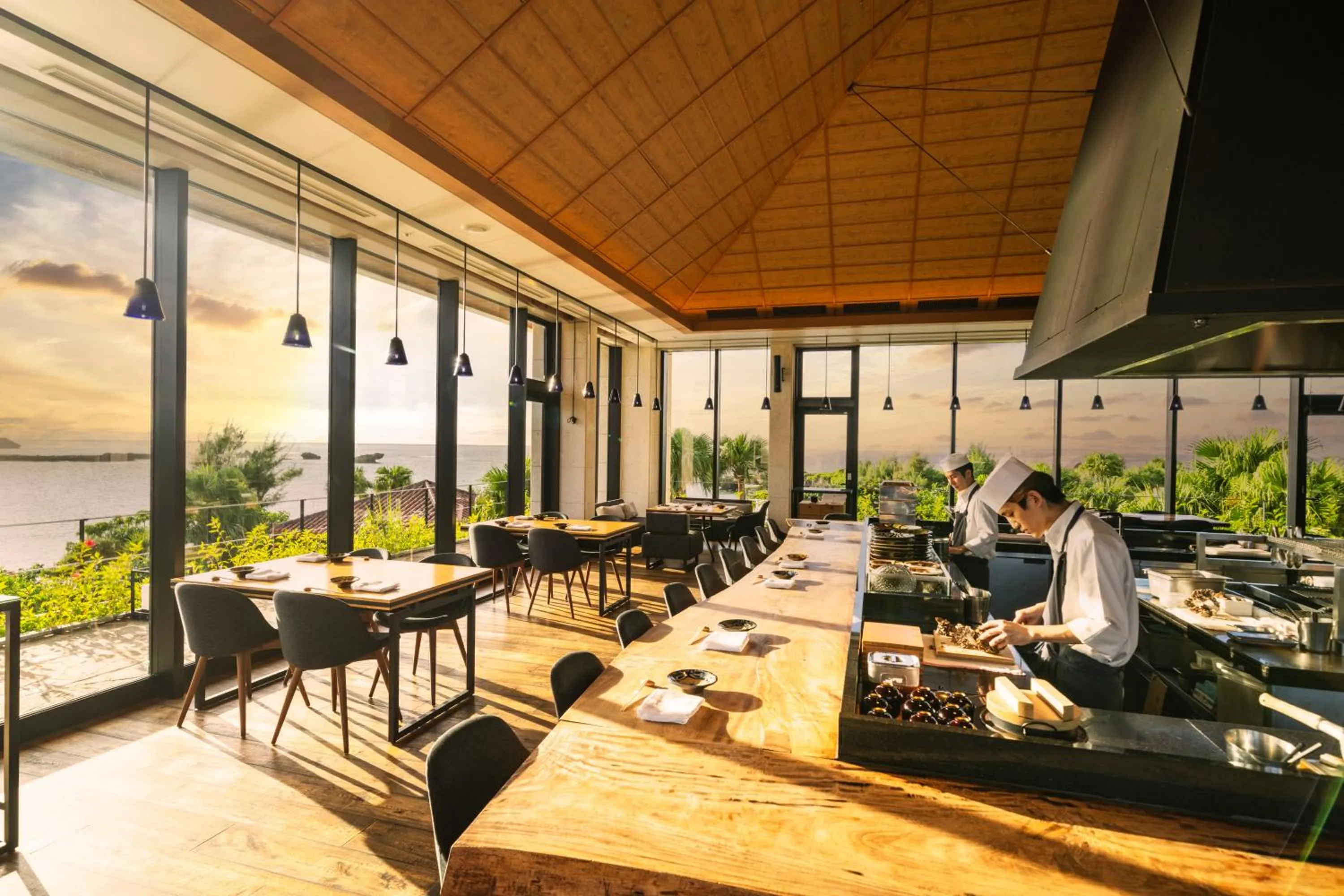 Restaurant/places to eat in Hyatt Regency Seragaki Island Okinawa