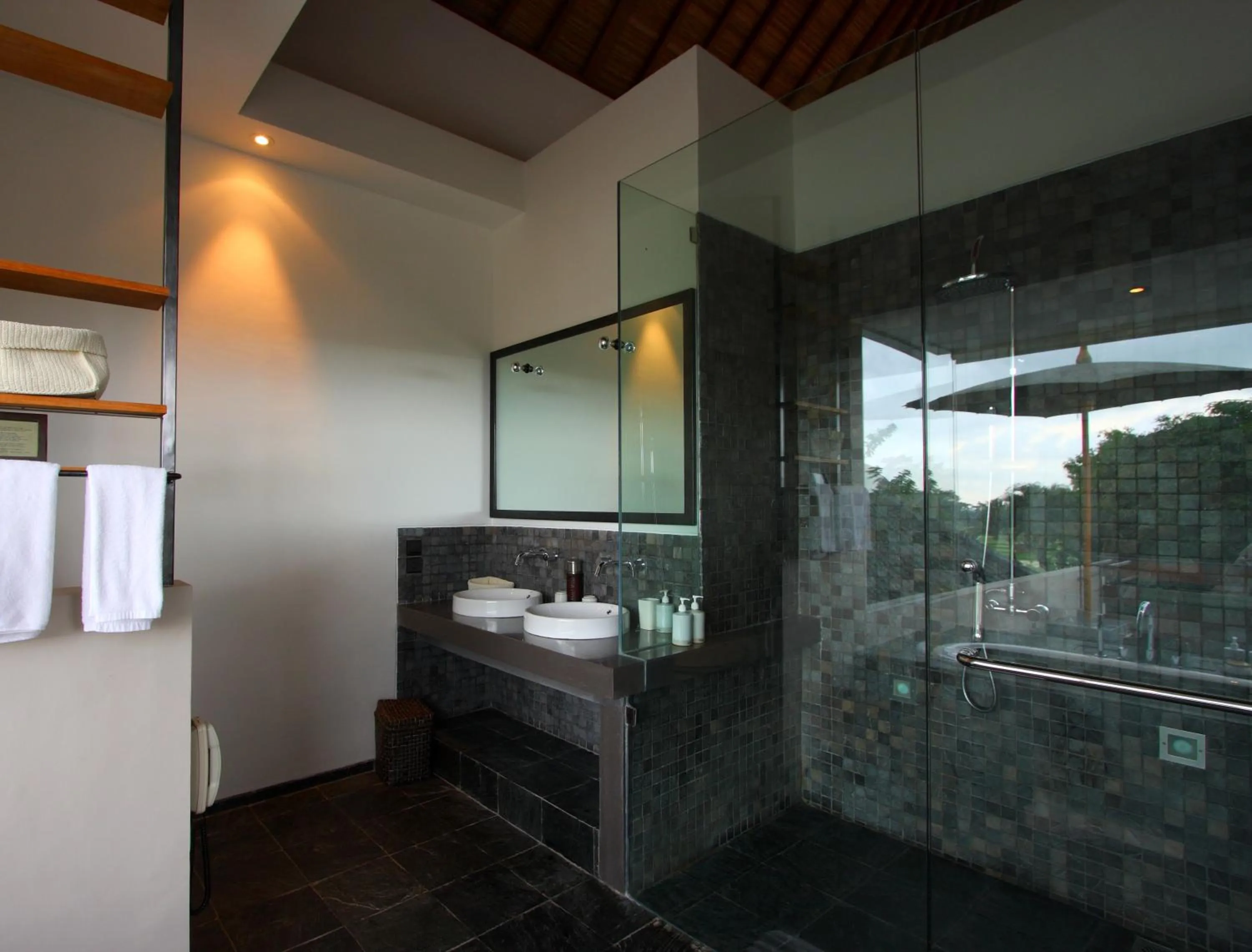 Shower in Tegal Sari Accommodation Ubud