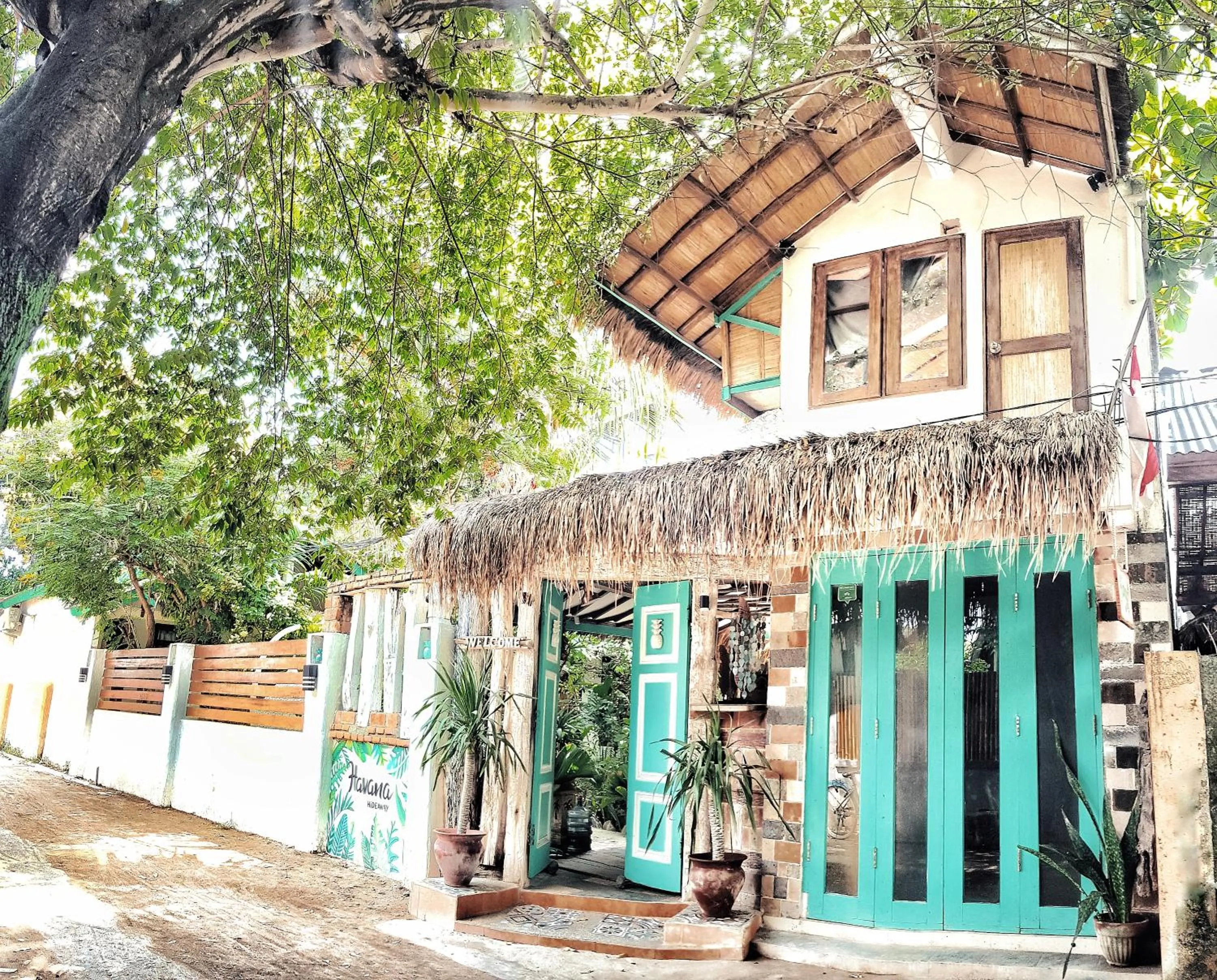 Facade/entrance in Havana Hideaway