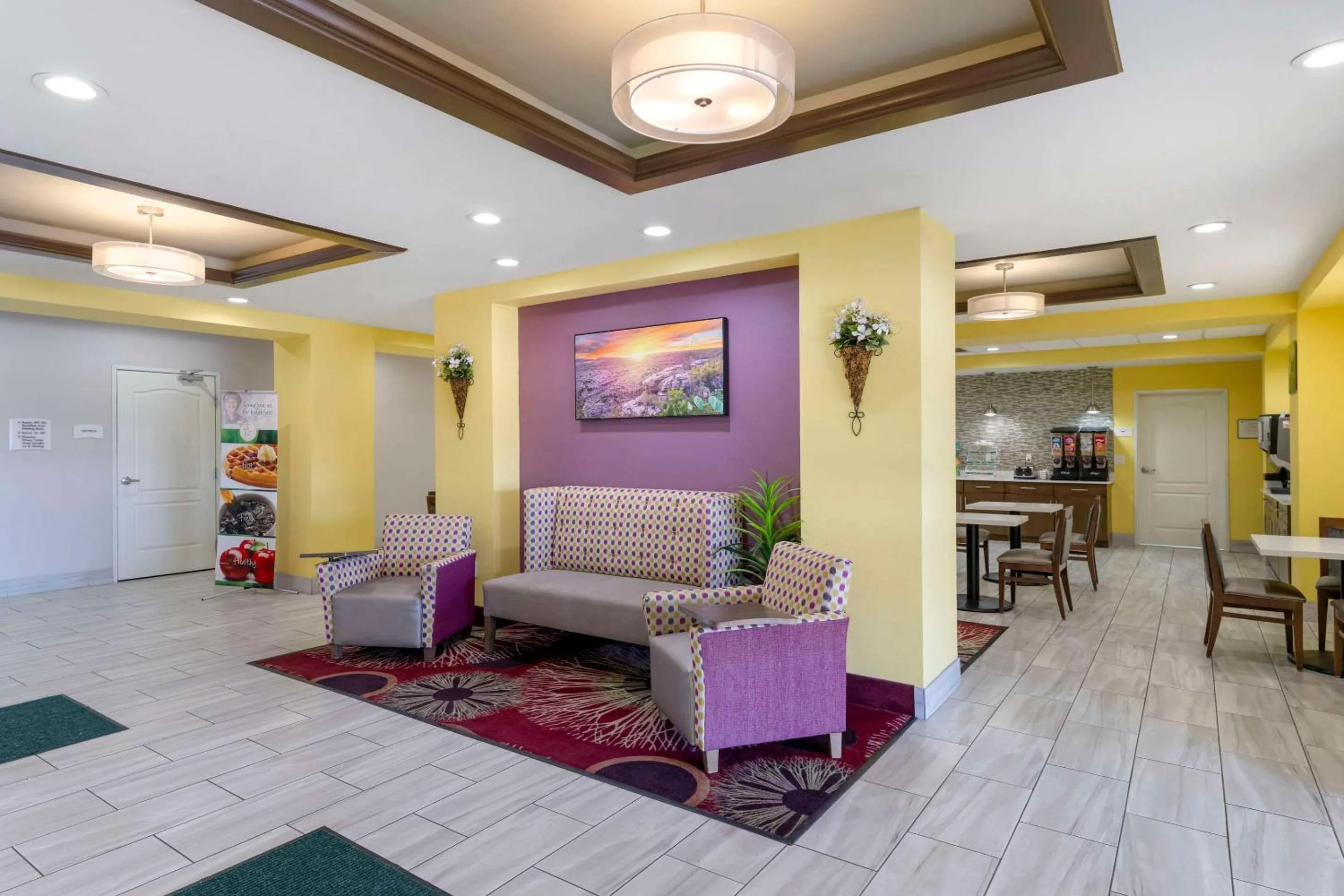 Lobby or reception in Quality Inn & Suites Carlsbad Caverns Area