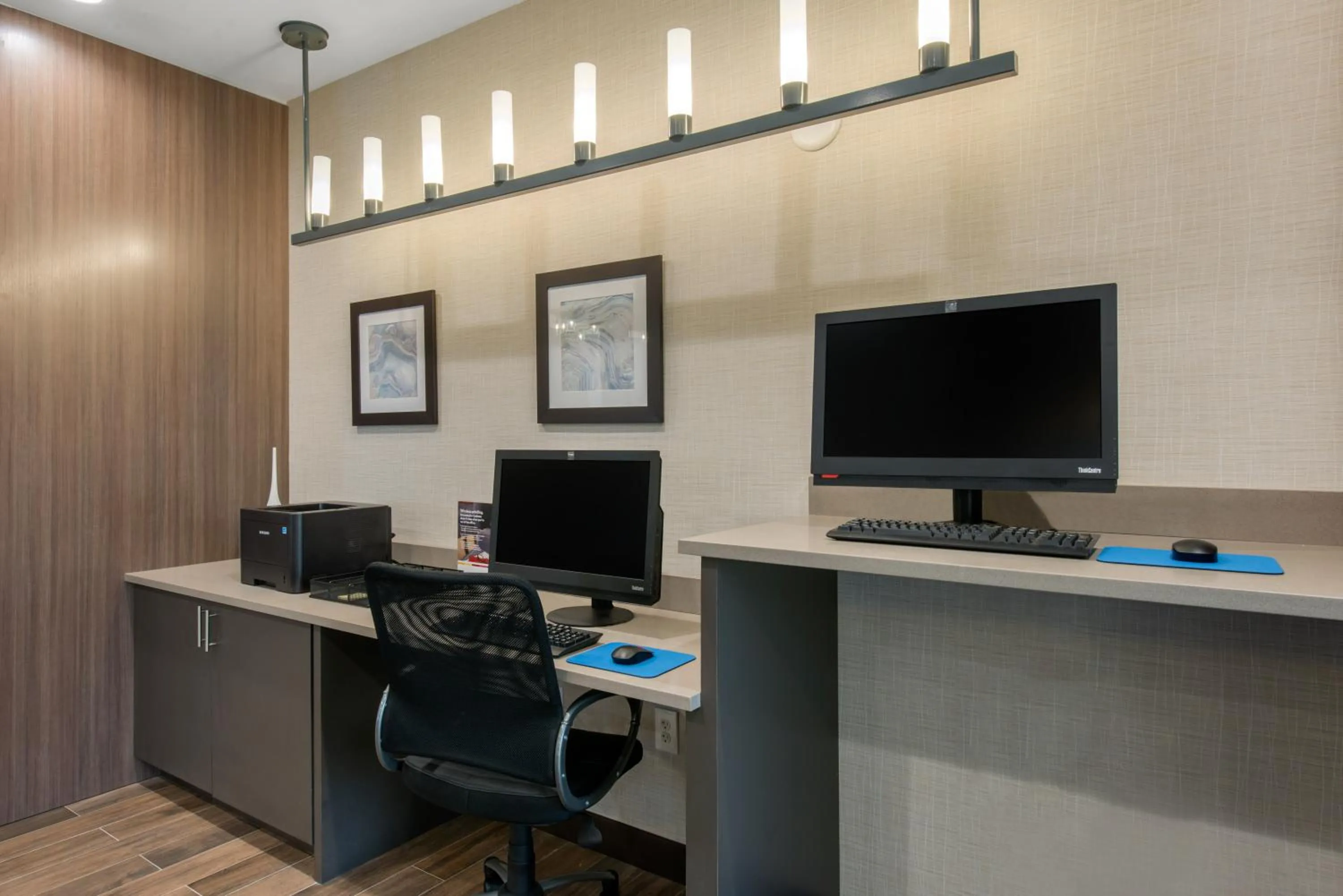 Business facilities in Comfort Suites Fort Lauderdale Airport & Cruise Port