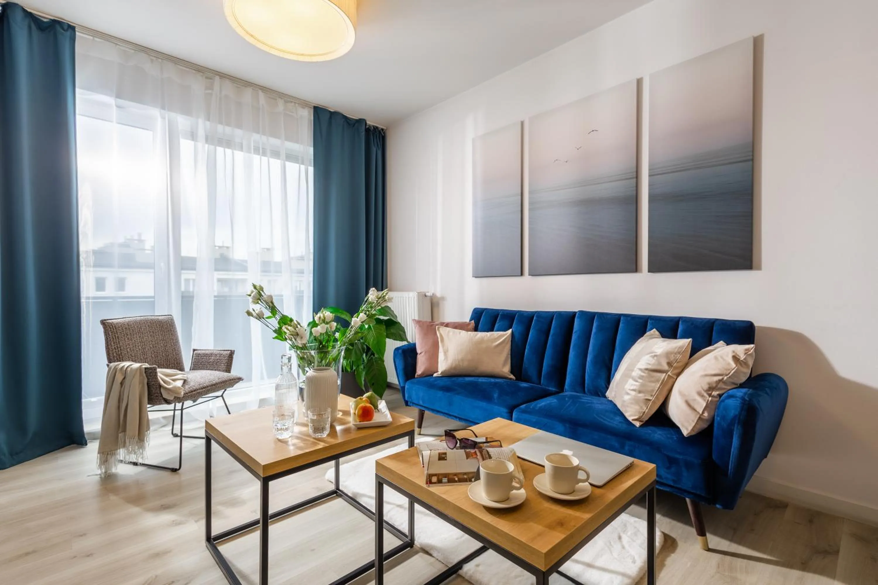 Living room in Deluxe Apartments by The Railway Station Wroclaw - parking w cenie