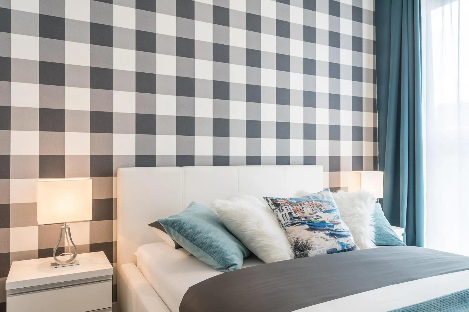 Bed in Deluxe Apartments by The Railway Station Wroclaw - parking w cenie