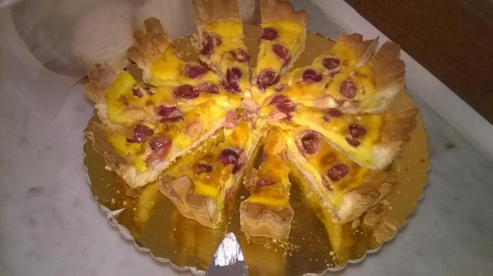 Food close-up in Hotel Daisy