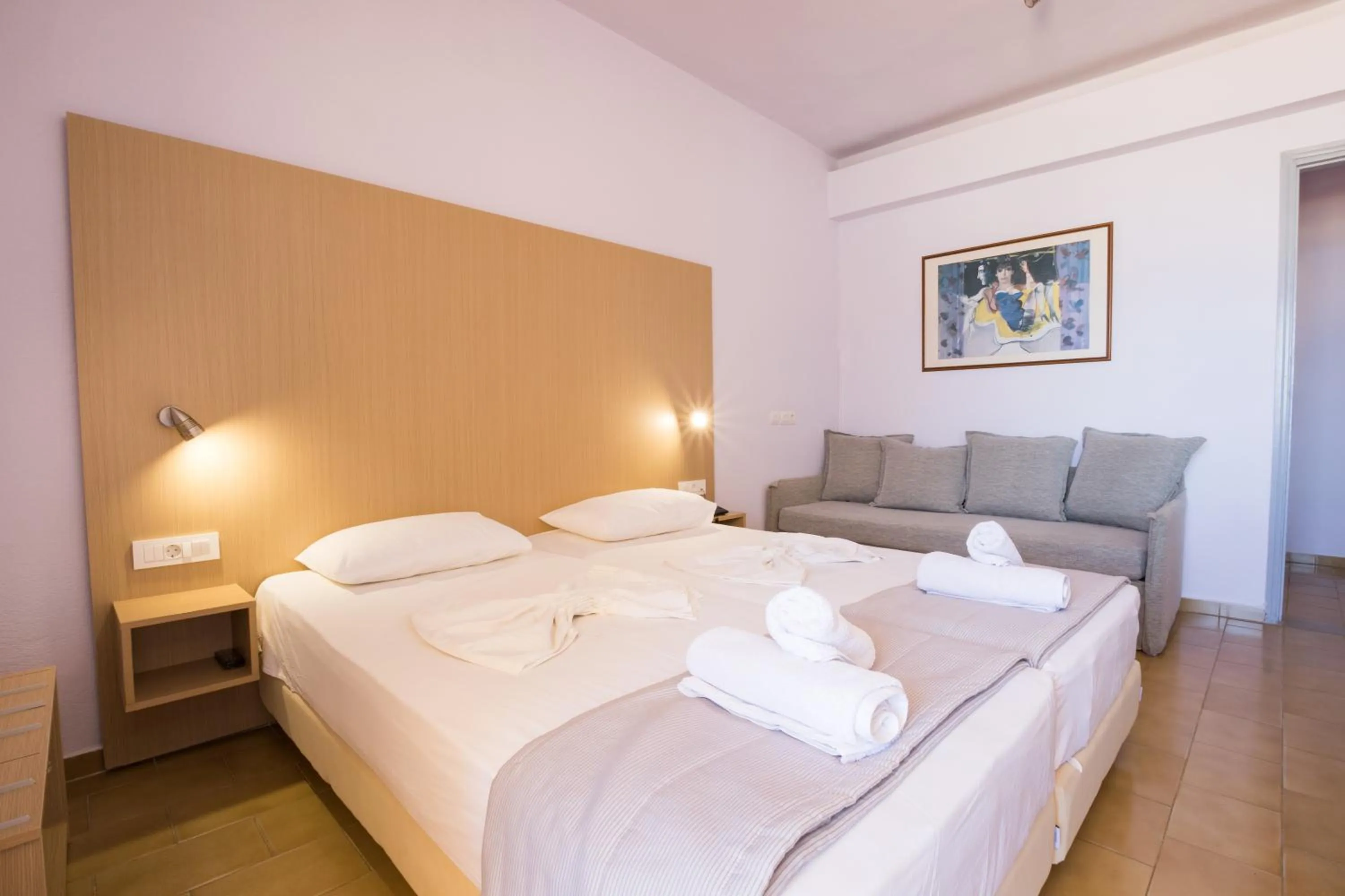 Family in Atlantis Hotel