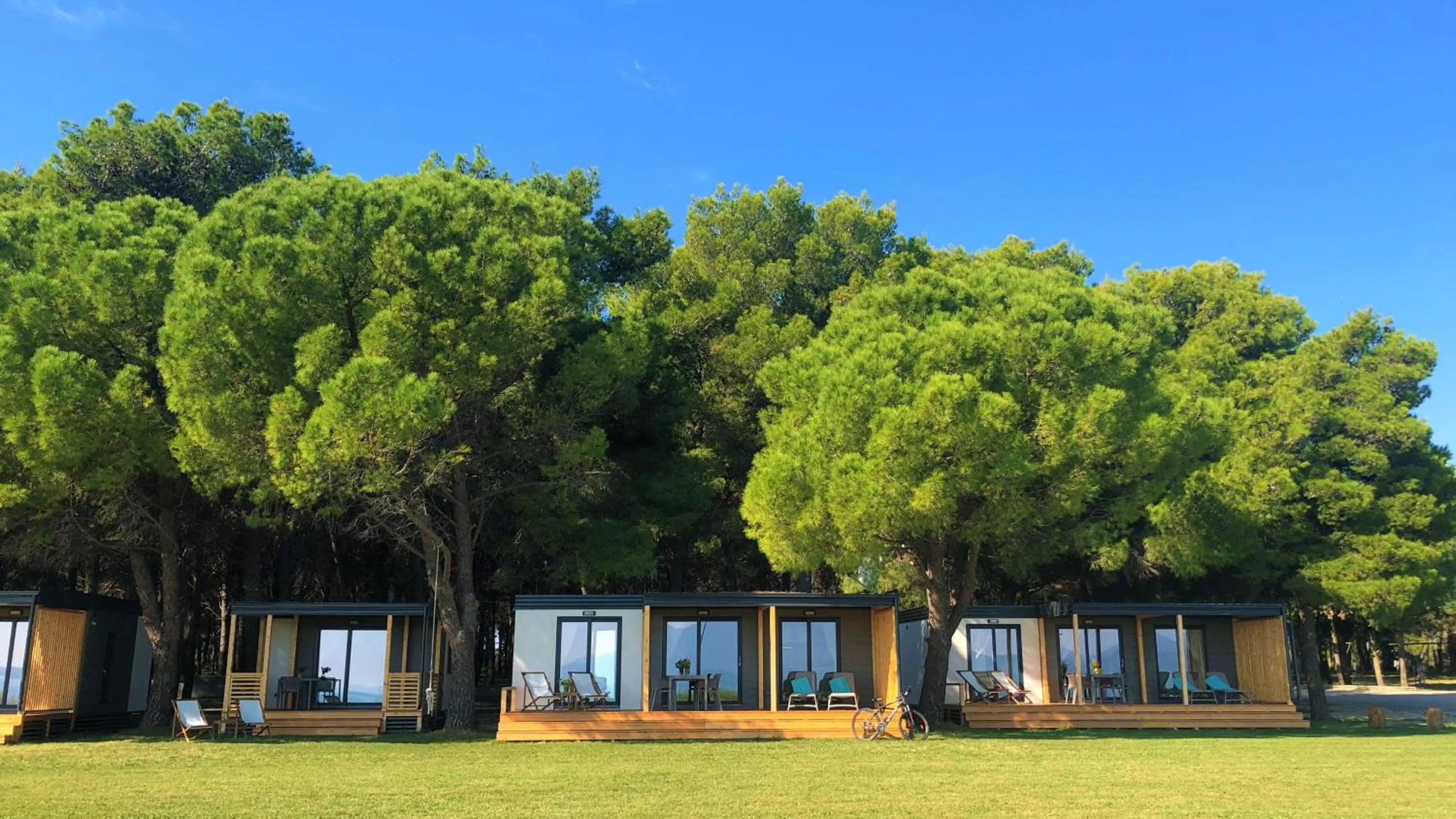 Property building in Camp Vransko lake - Mobile homes