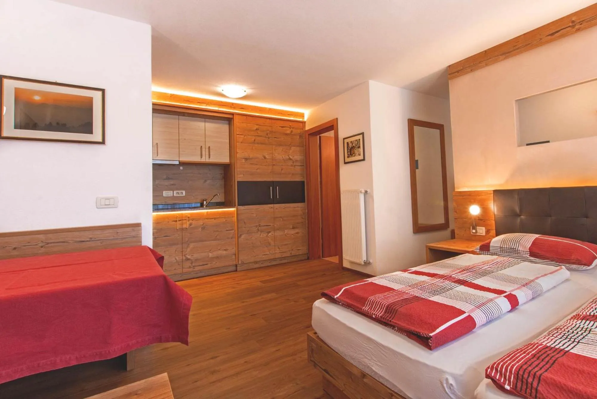 Photo of the whole room, Bed in Residence Araldina